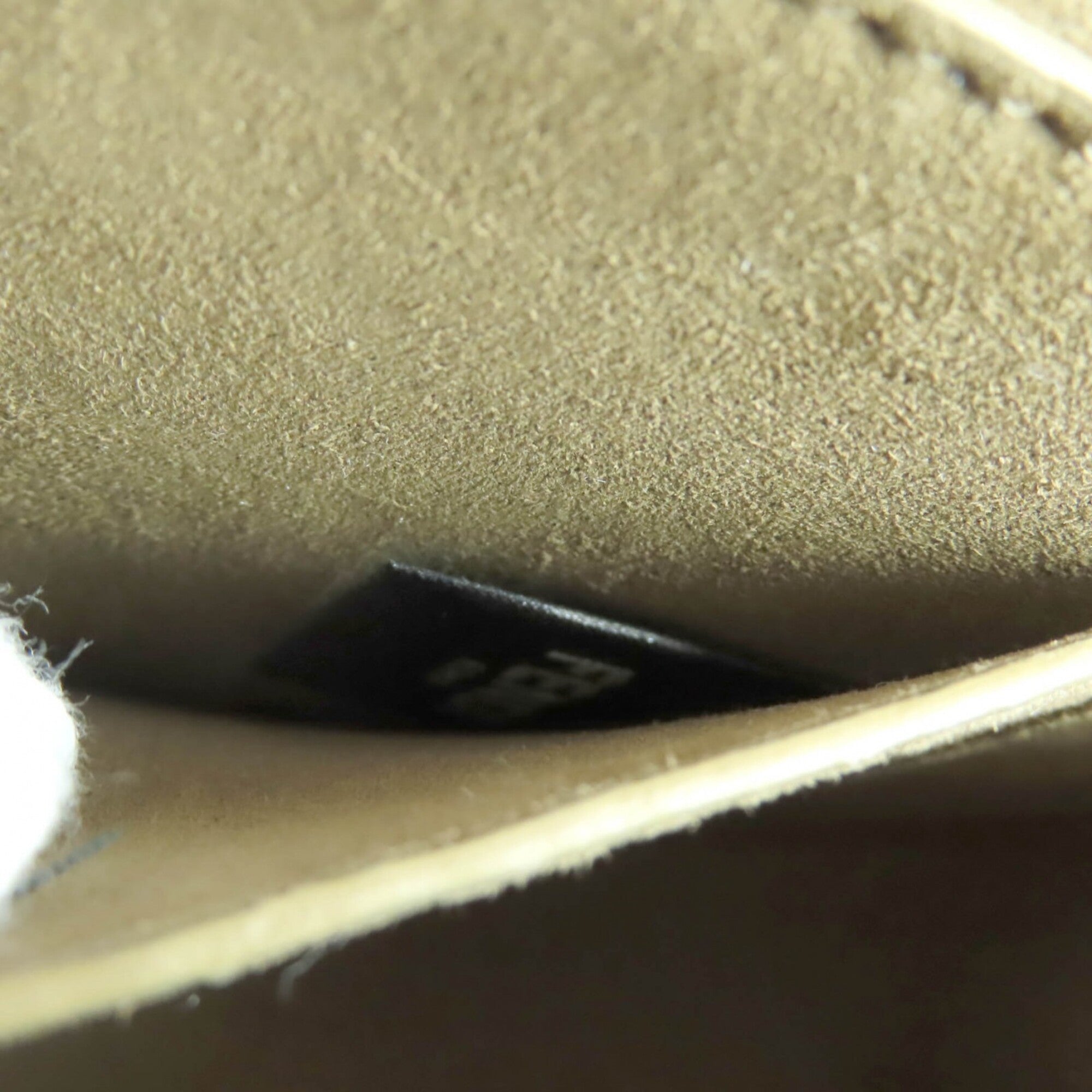 Fendi Brown Leather Shoulder Bag (Pre-Owned)