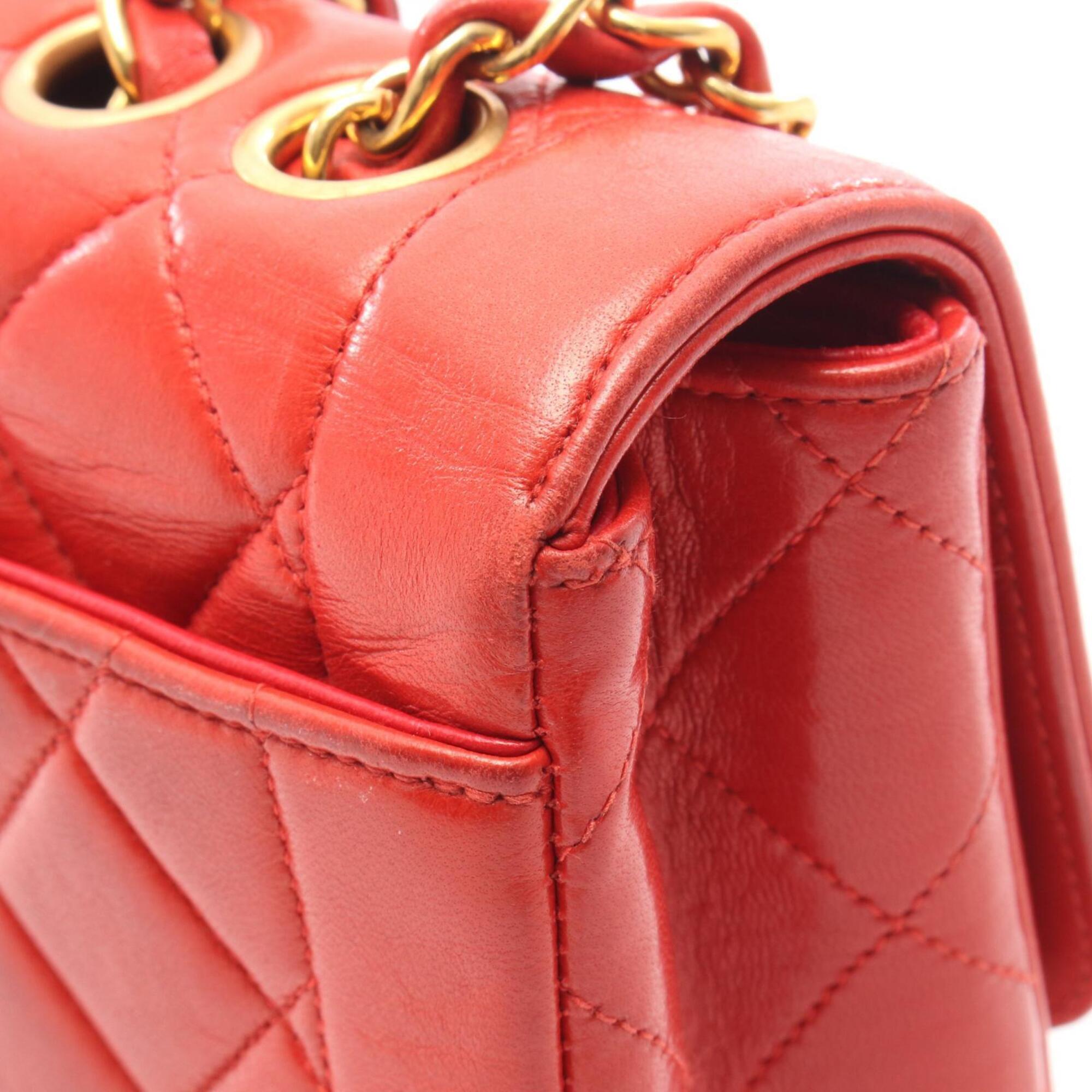 Chanel Red Color Leather Handbag Shoulder Bag (Pre-Owned)
