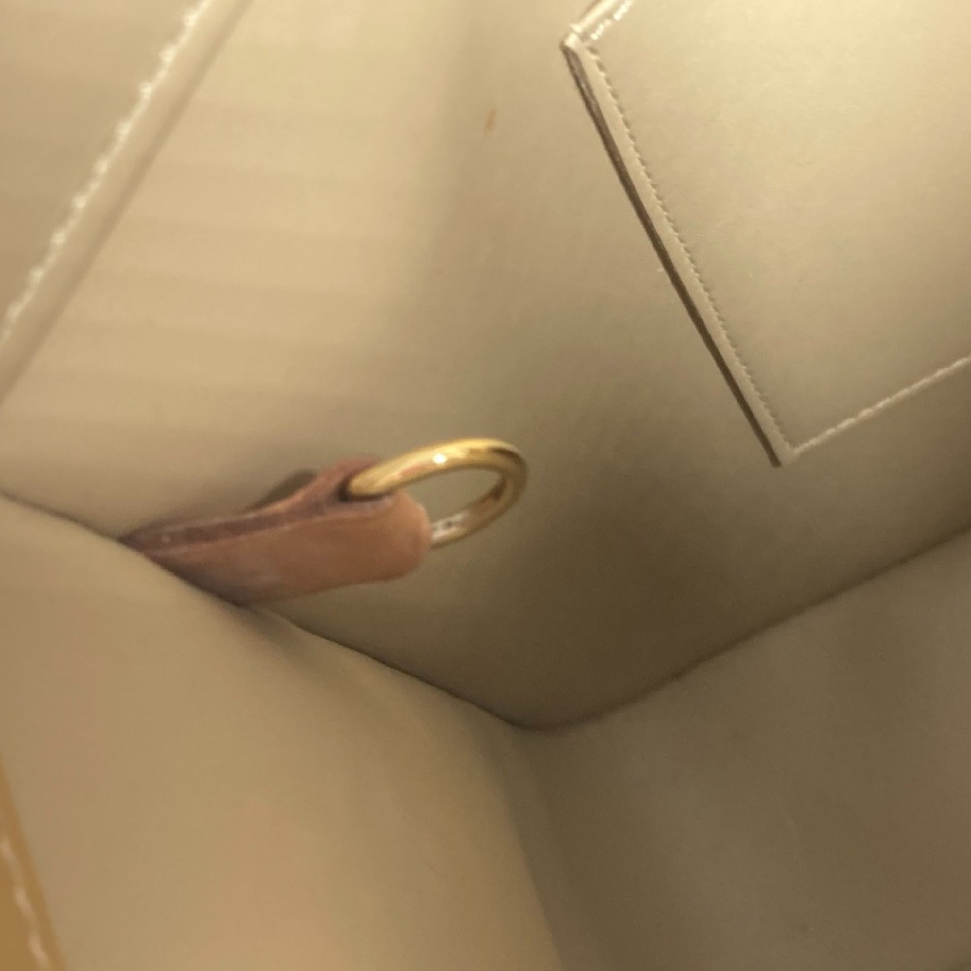 Louis Vuitton Beige Monogram Vernis Shoulder Bag Tote Bag (Pre-Owned)