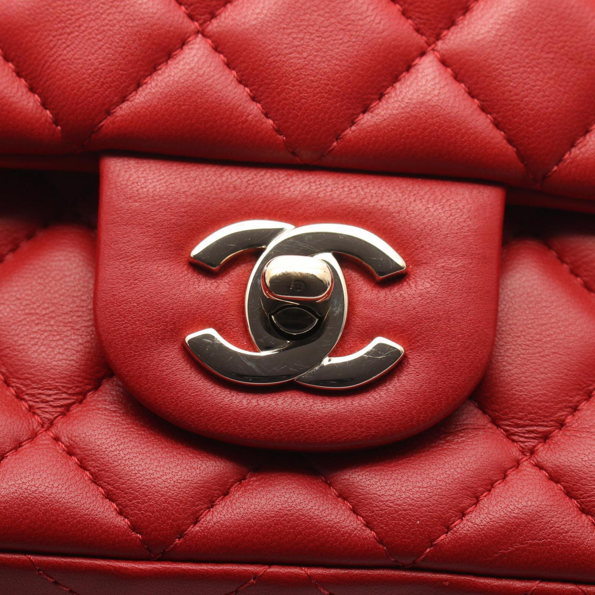 Chanel Red Color Leather Handbag Shoulder Bag (Pre-Owned)