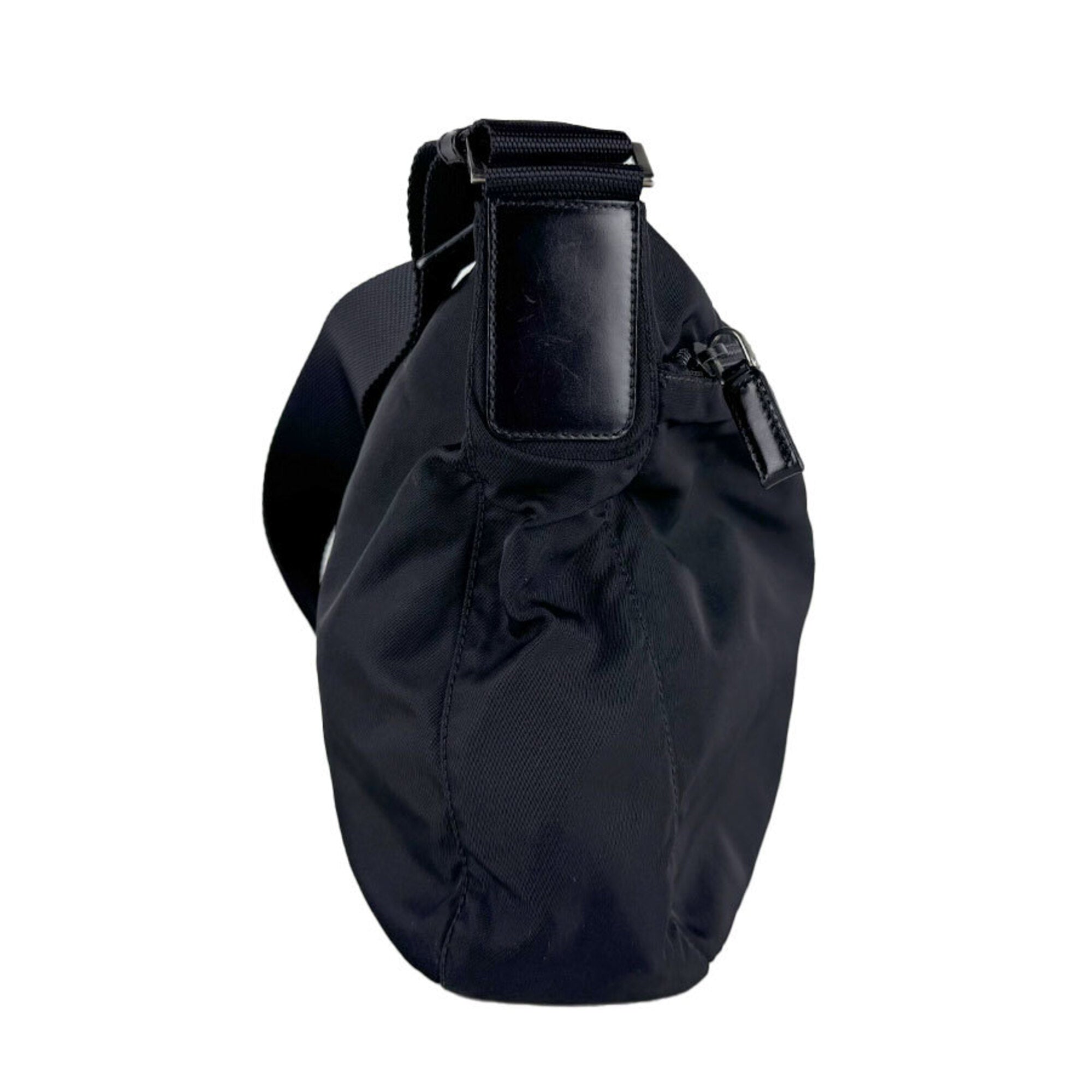 Prada Black Nylon Shoulder Bag (Pre-Owned)