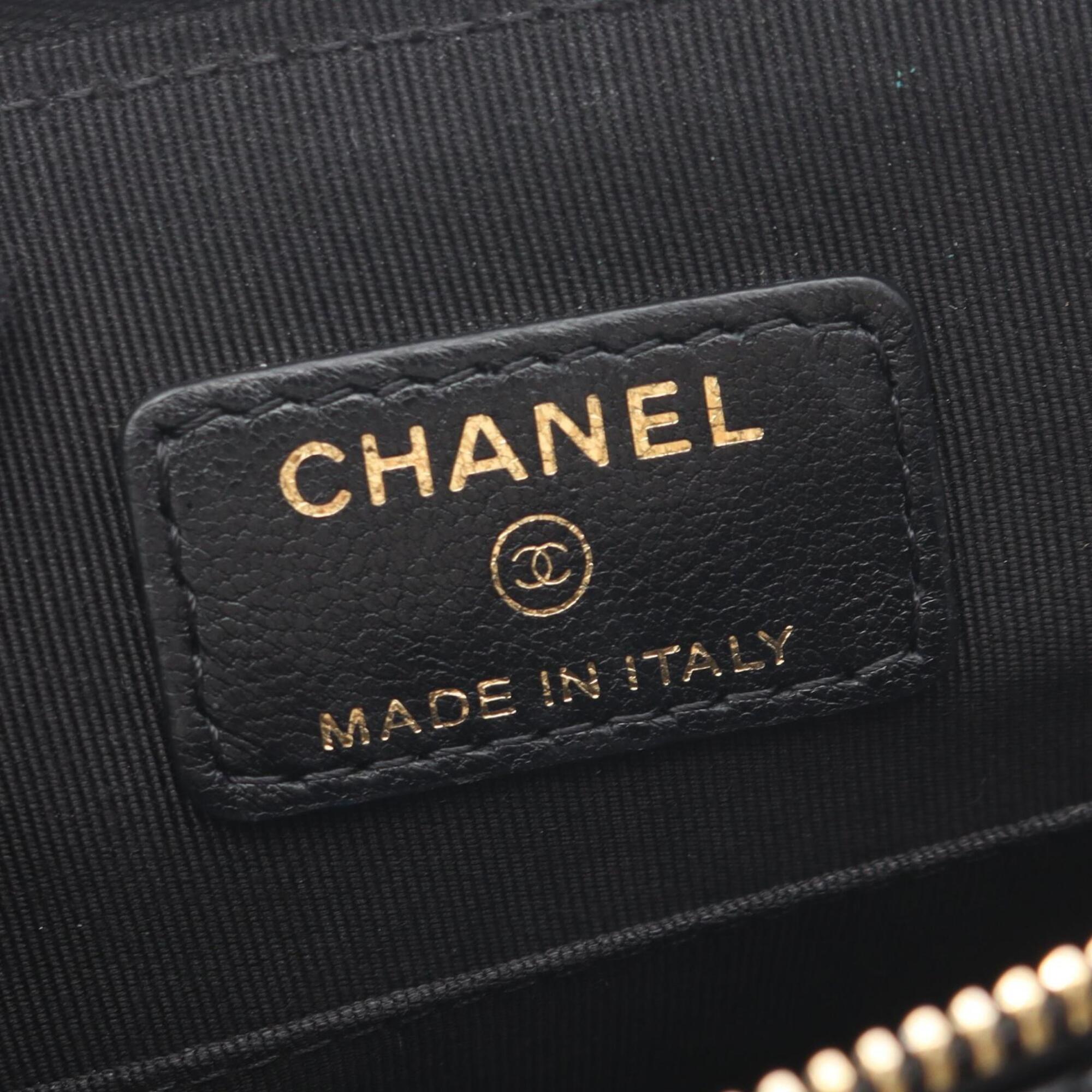 Chanel Black Leather Handbag Shoulder Bag (Pre-Owned)