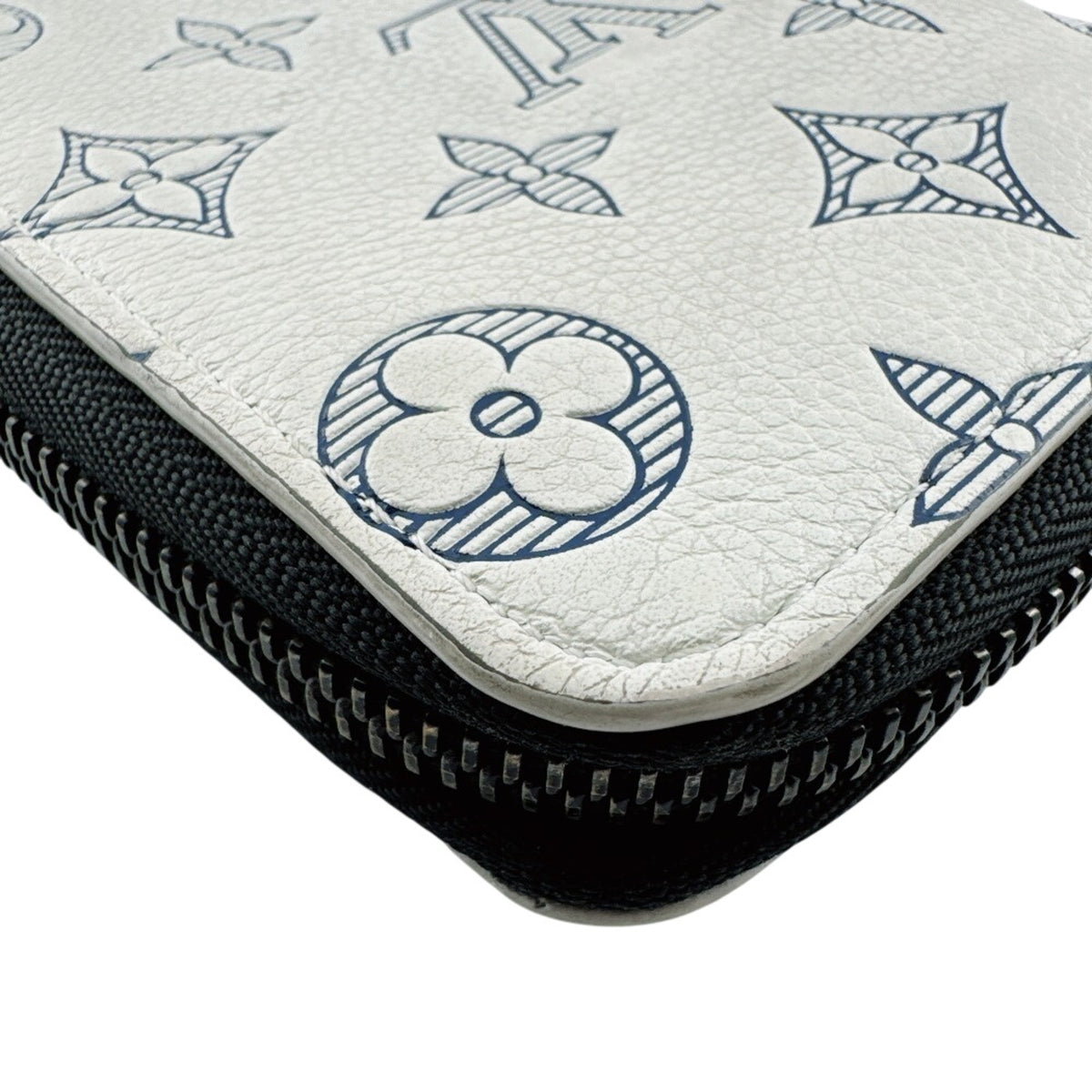 Louis Vuitton Monogram Shadow White Leather Long Wallet (Bi-Fold) (Pre-Owned)