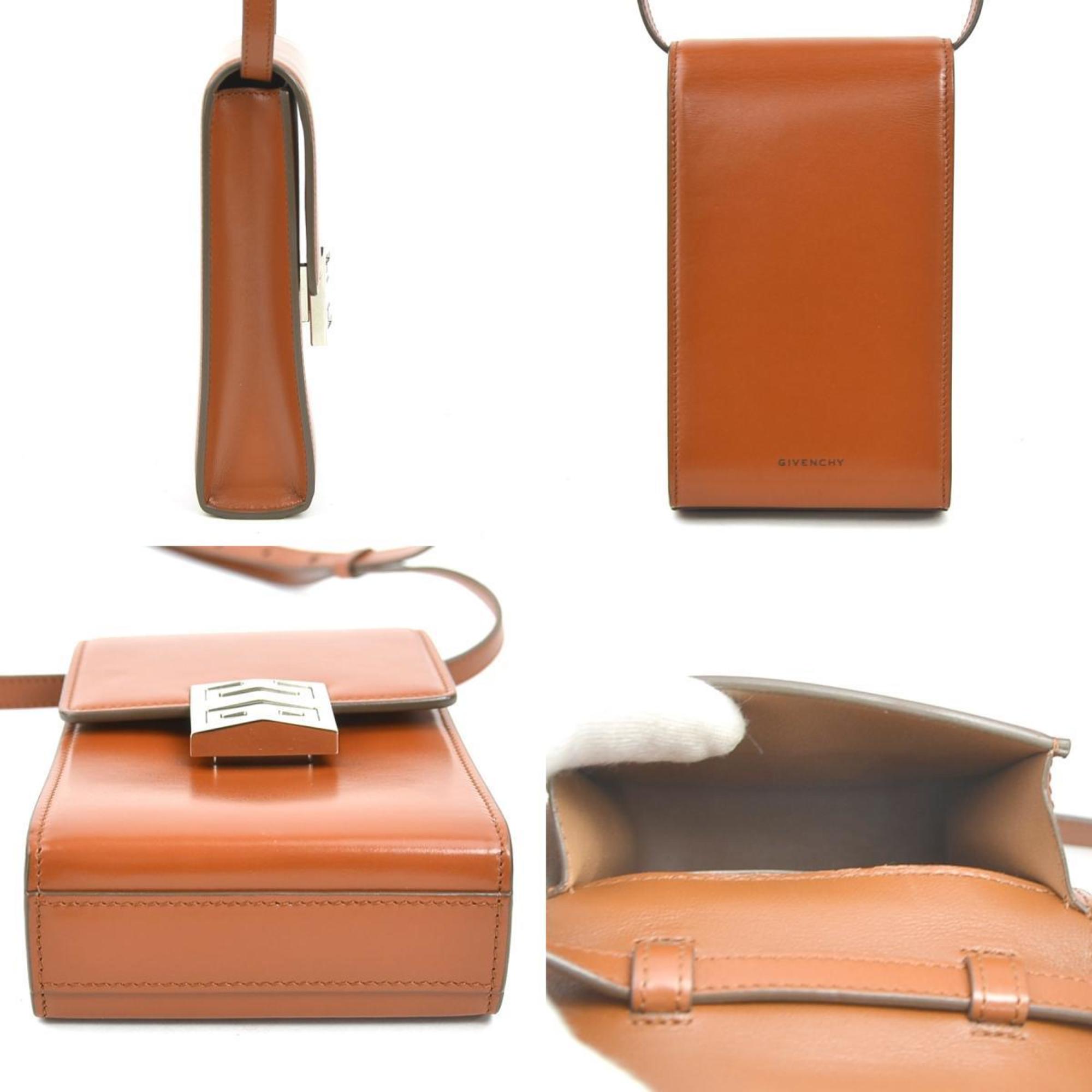 Givenchy Brown Leather Shoulder Bag (Pre-Owned)