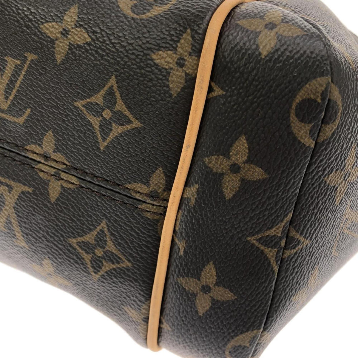 Louis Vuitton Marron Coated Canvas Handbag (Pre-Owned)