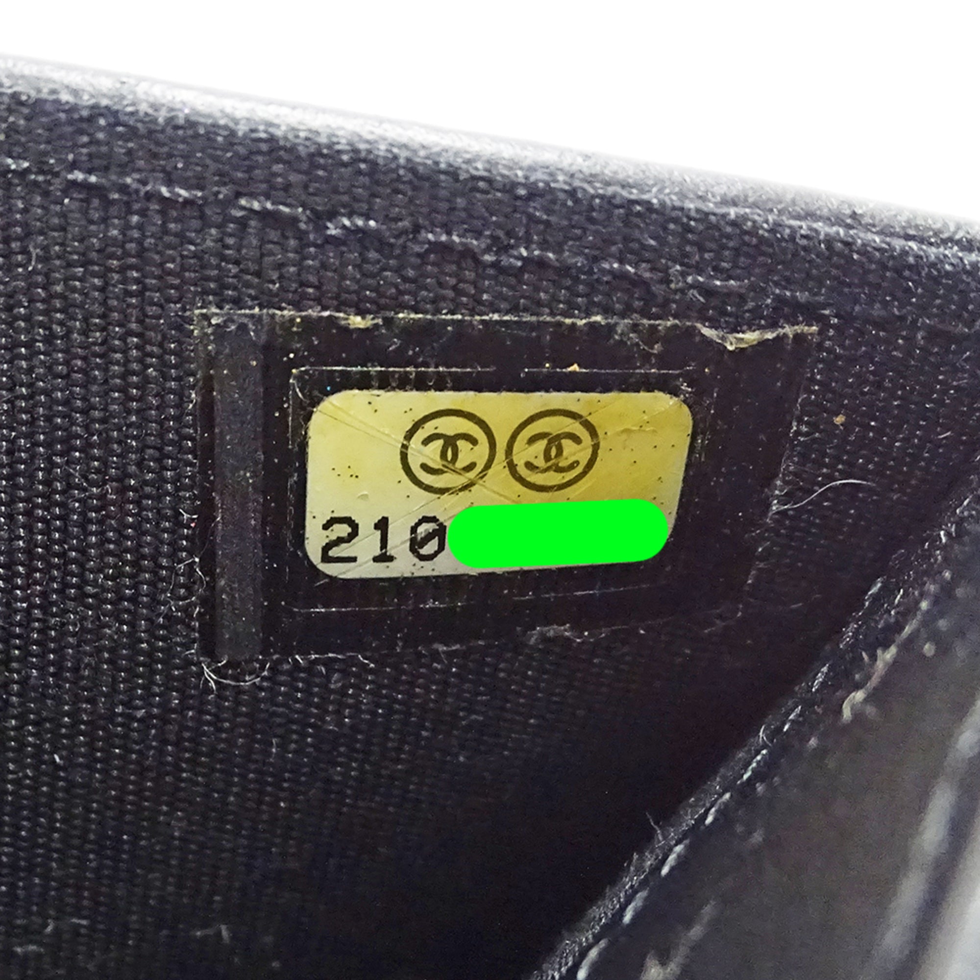 Chanel Black Grained Calfskin Wallet (Tri-Fold) (Pre-Owned)