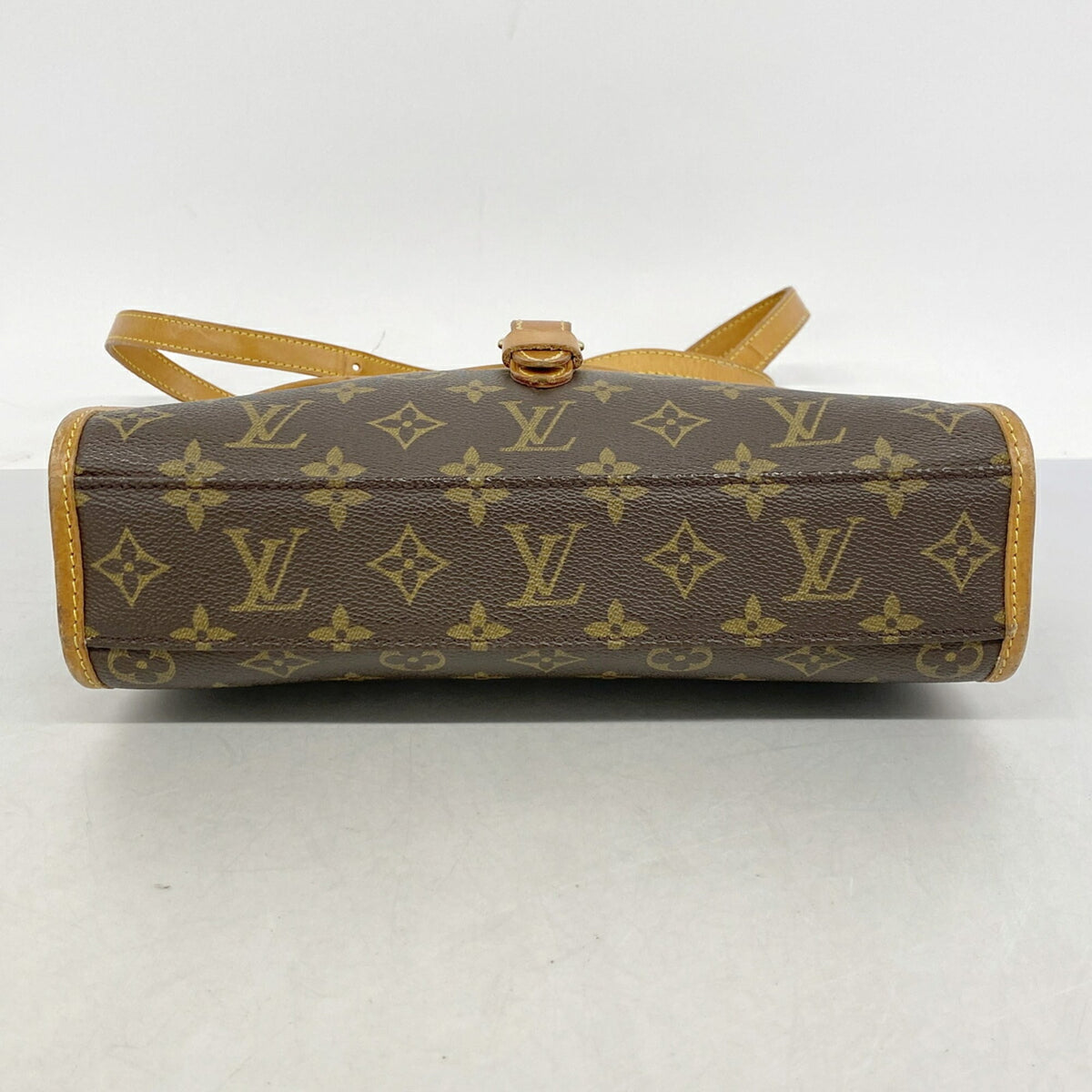 Louis Vuitton Brown Handbag (Pre-Owned)