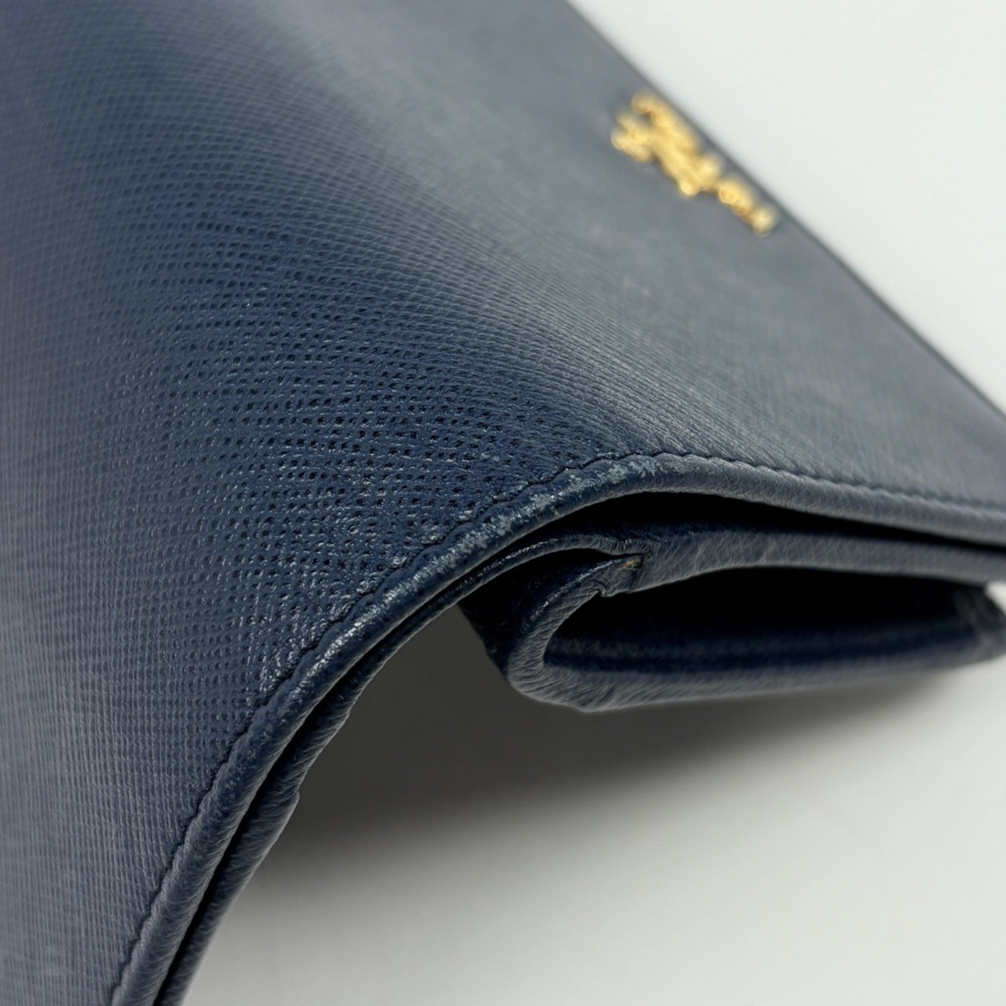 Prada Black Leather Wallet (Bi-Fold) (Pre-Owned)