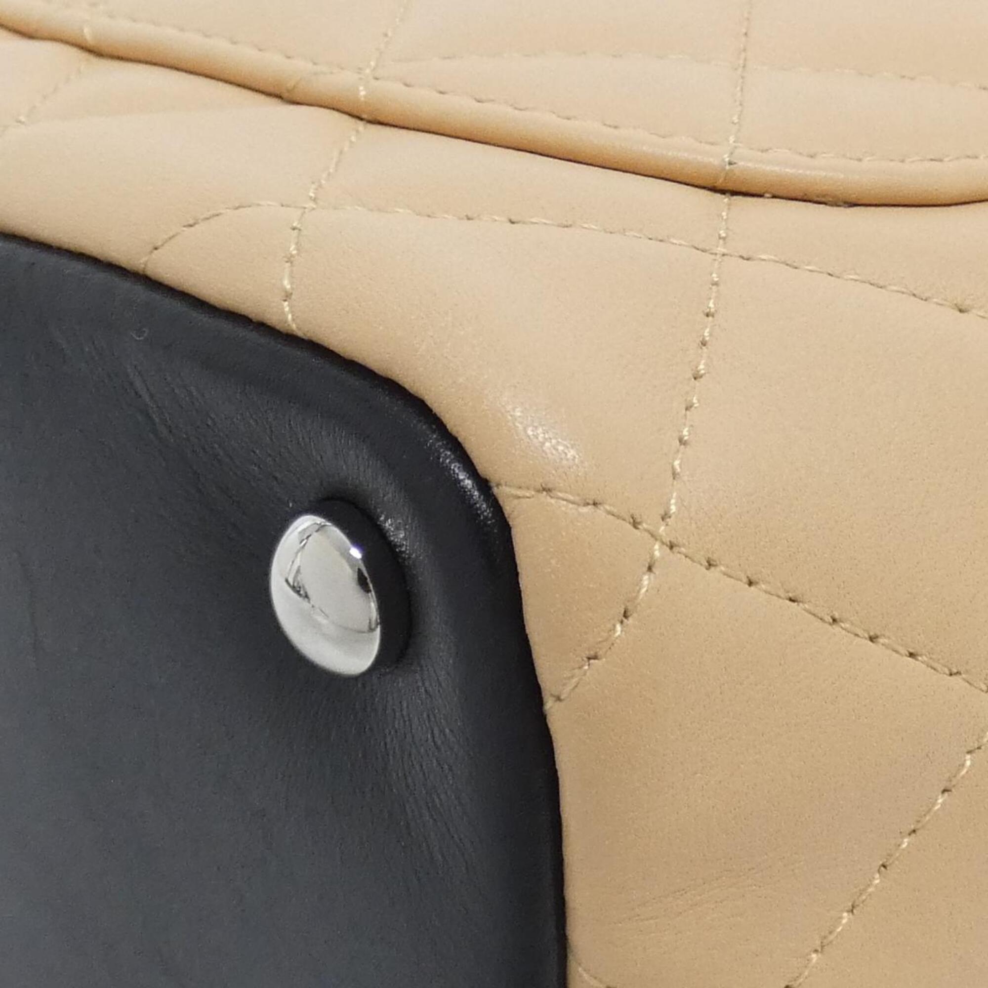 Chanel Beige Black Leather Handbag (Pre-Owned)