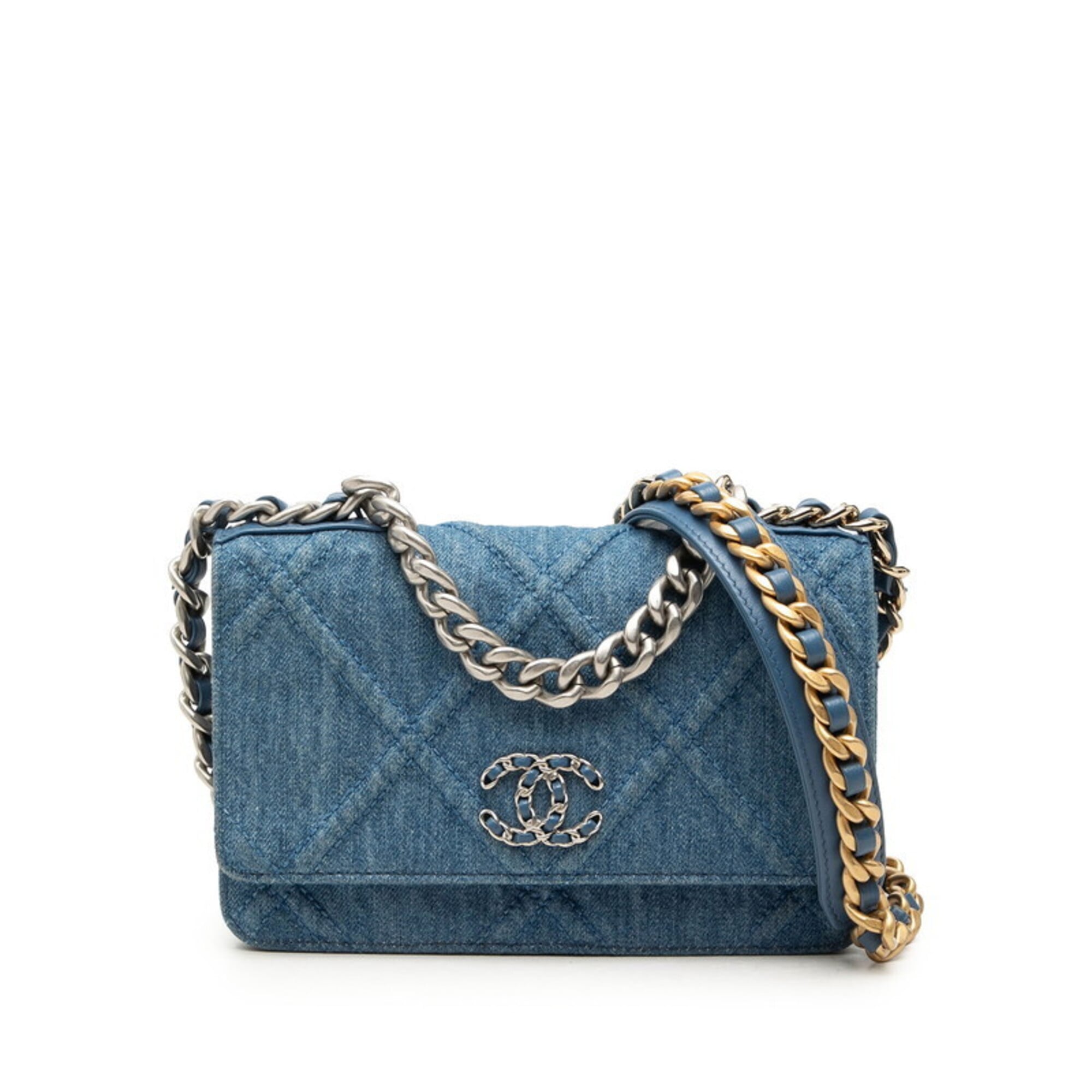 Chanel Matelasse Blue Silver Denim Leather Shoulder Bag (Pre-Owned)