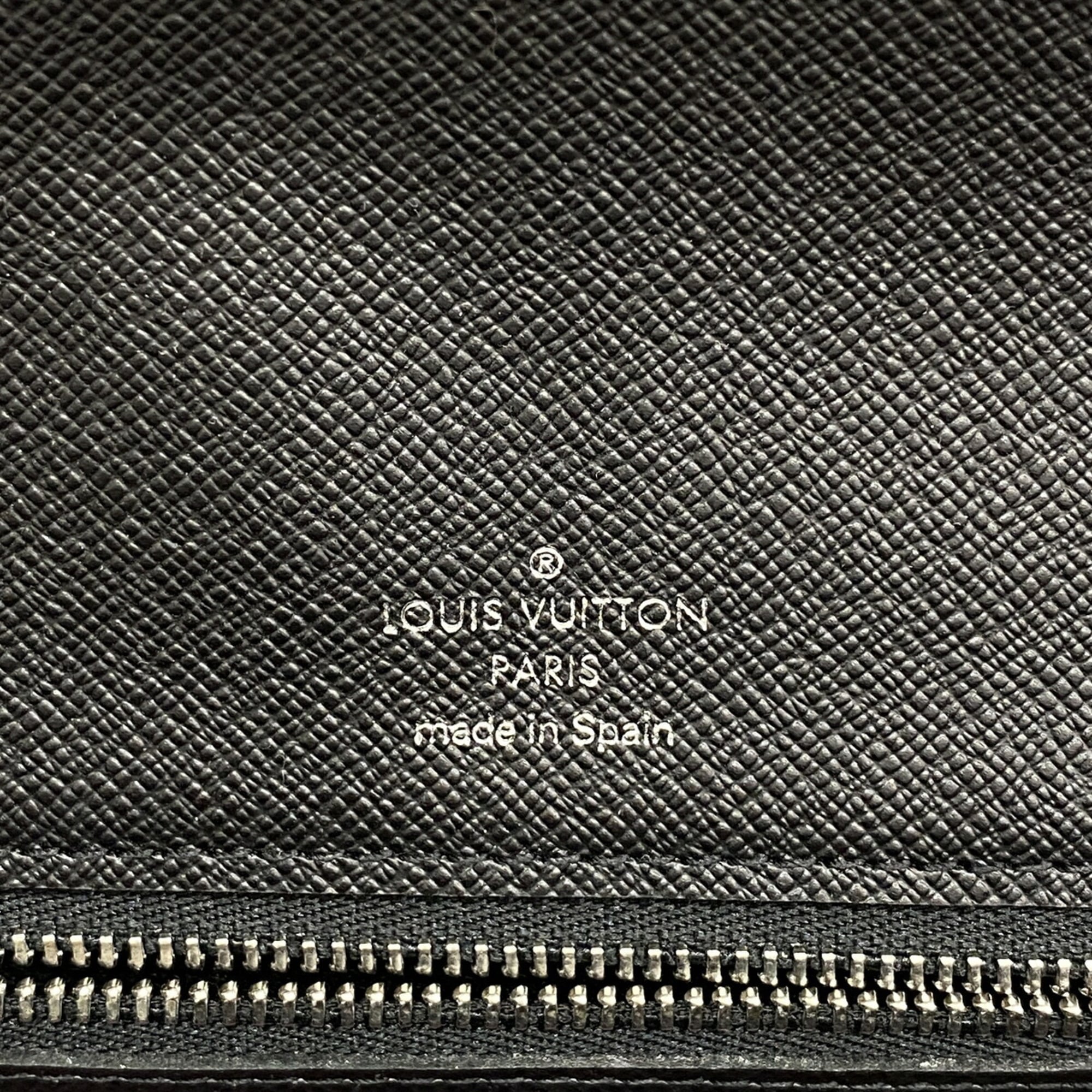 Louis Vuitton Ardoise Clutch Bag (Pre-Owned)