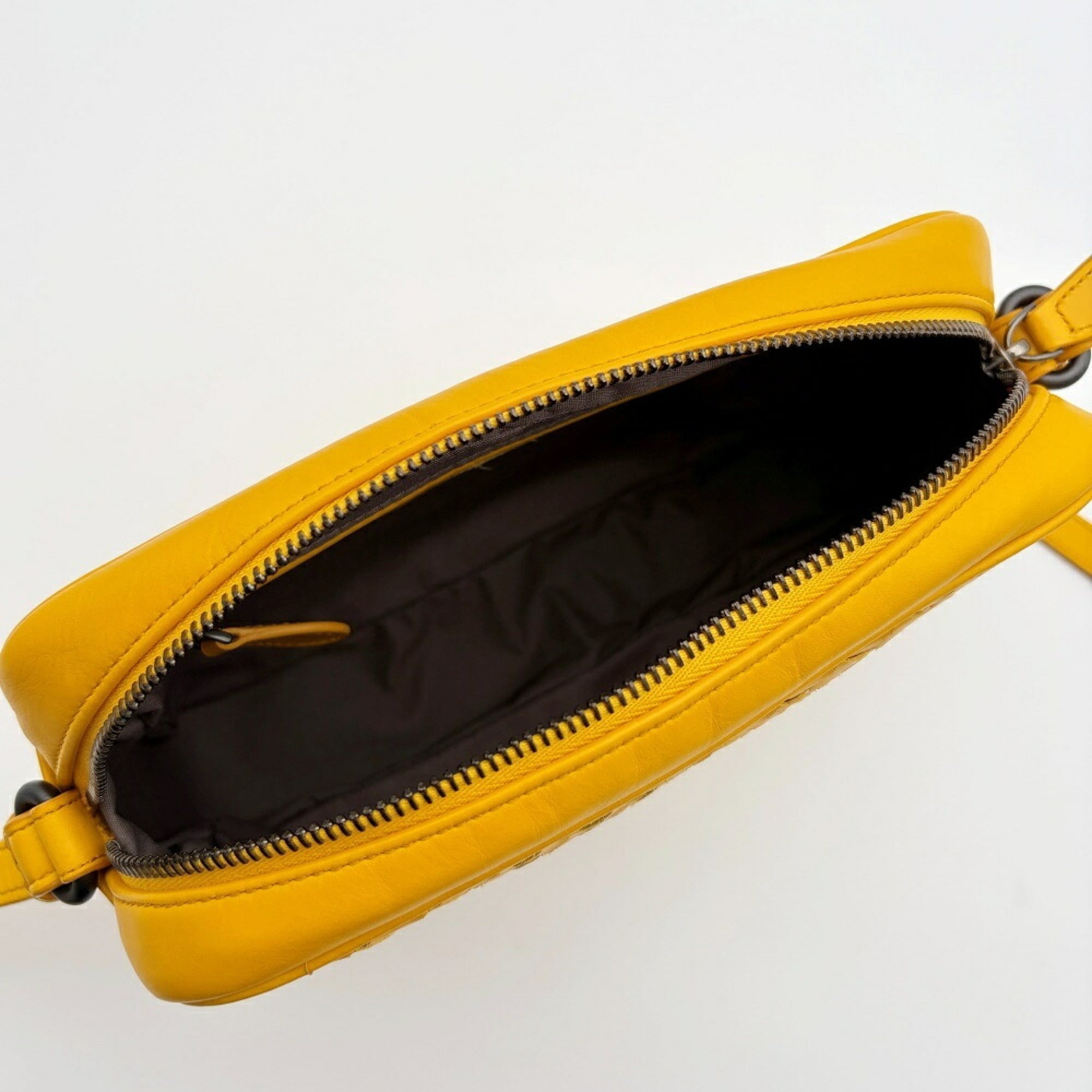 Bottega Veneta Yellow Leather Shoulder Bag (Pre-Owned)