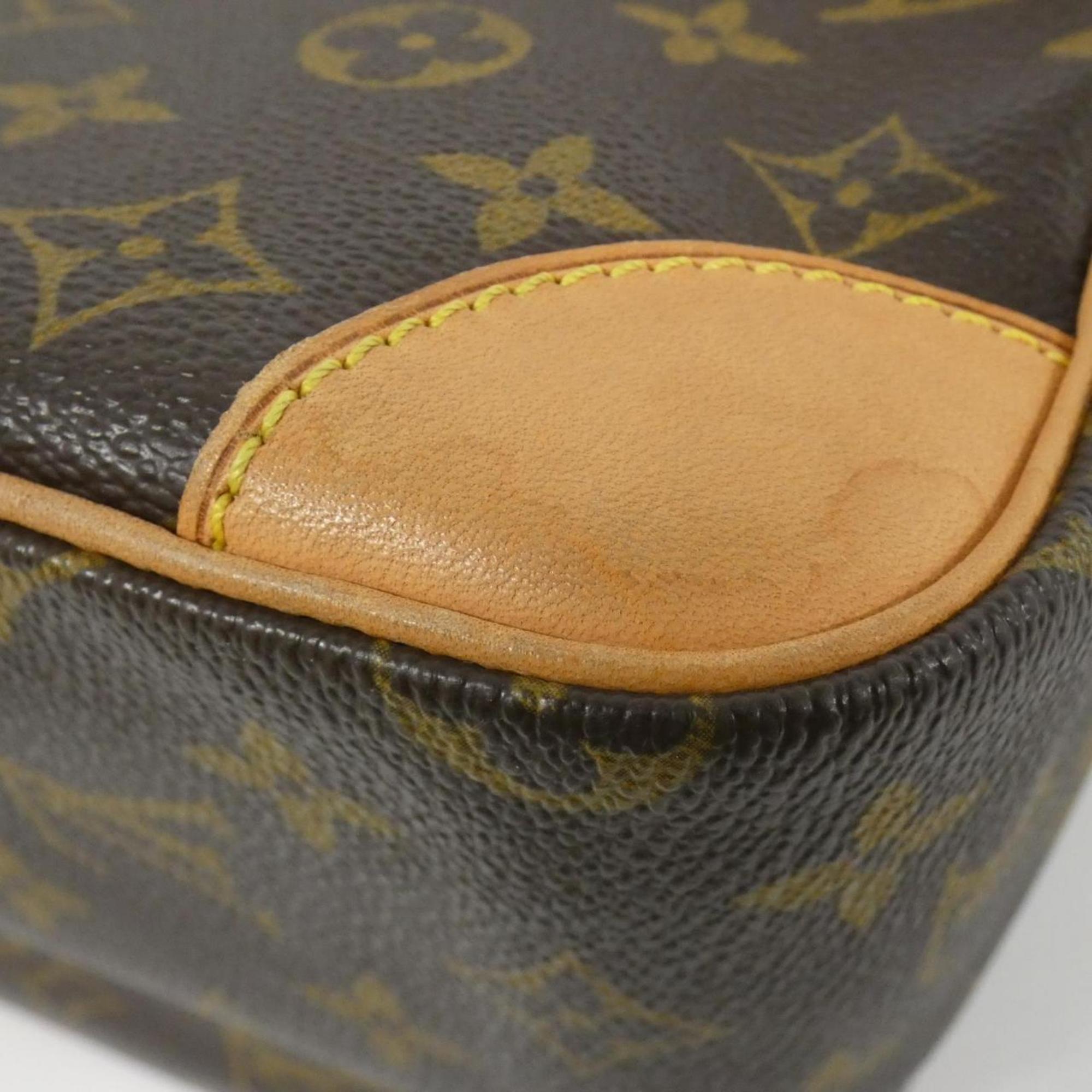 Louis Vuitton Brown Coated Canvas Shoulder Bag (Pre-Owned)