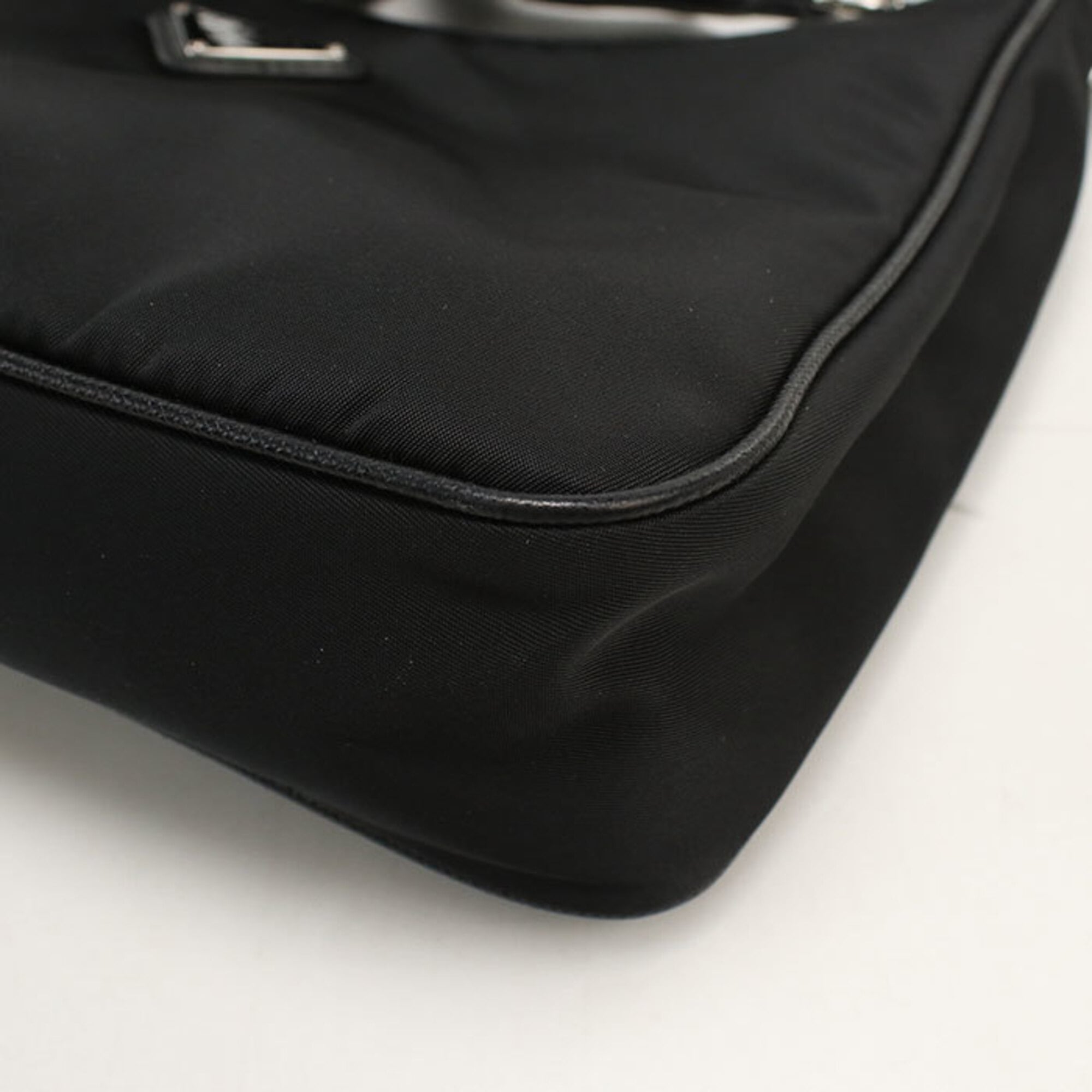 Prada Black Nylon Pouch Shoulder Bag (Pre-Owned)