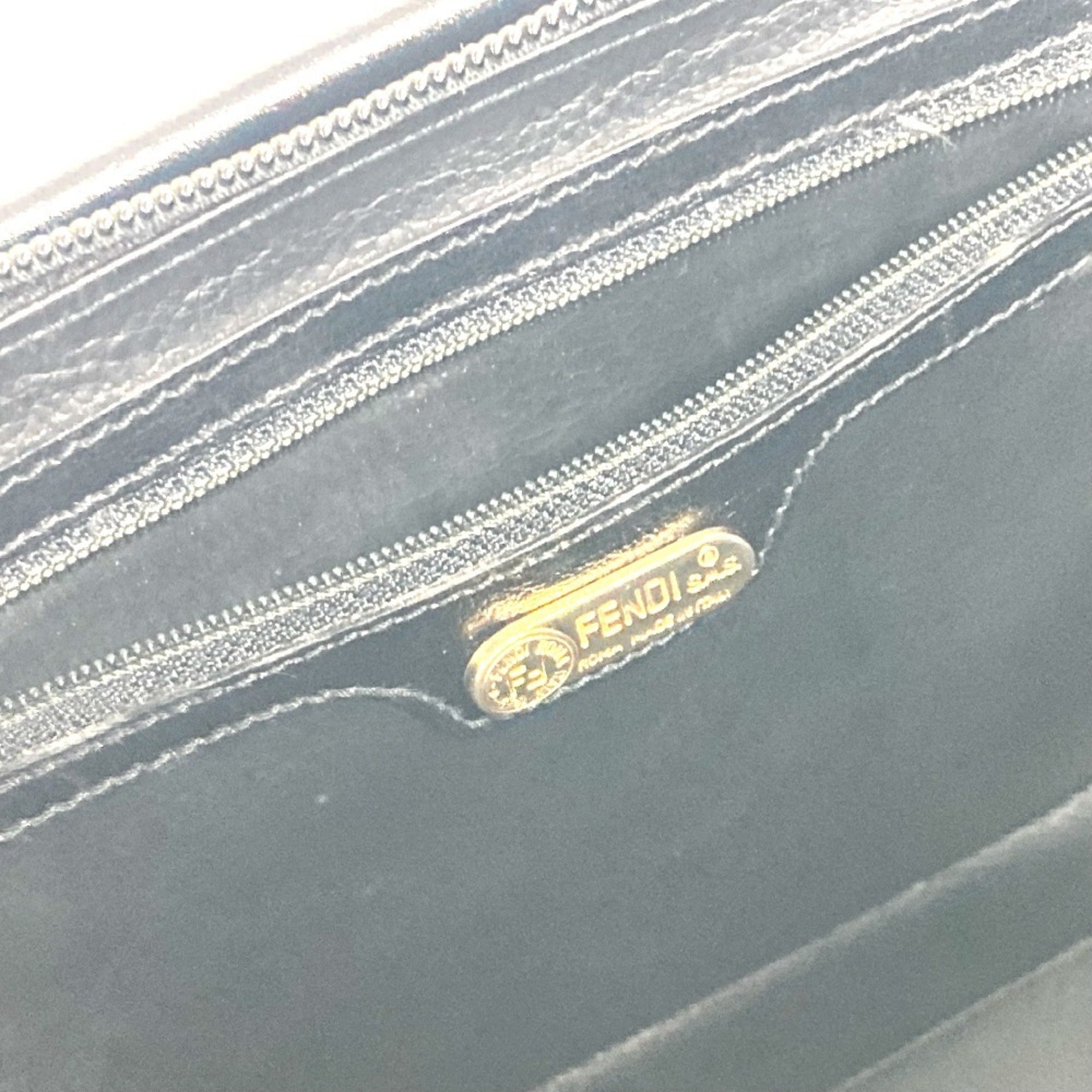 Fendi Black Leather Handbag Shoulder Bag (Pre-Owned)