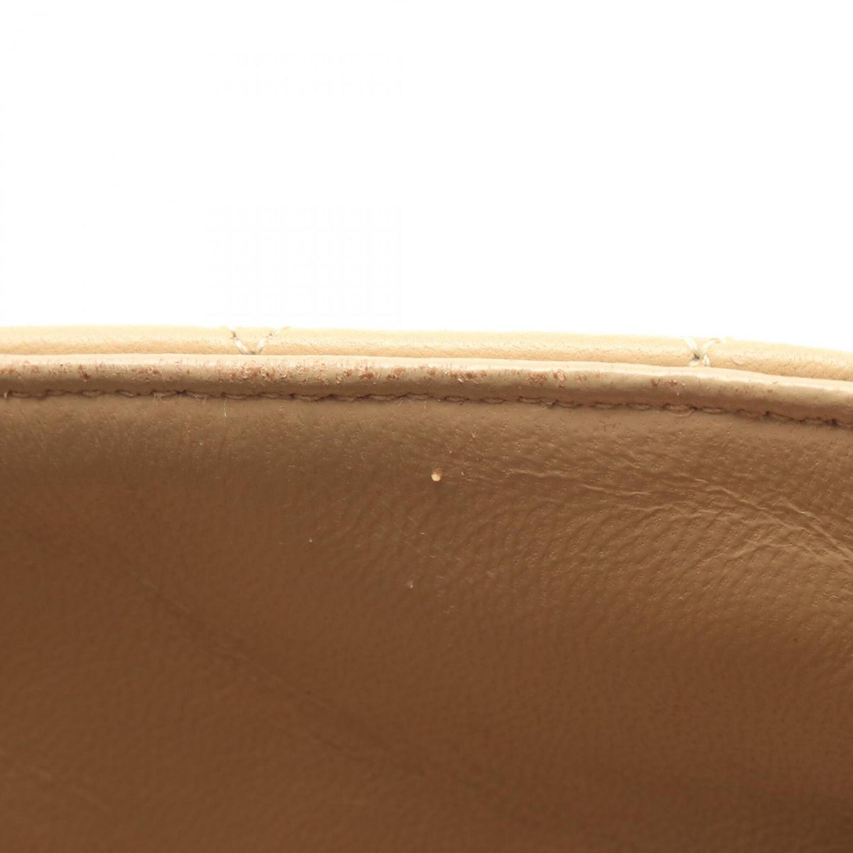 Chanel Matelasse Beige Leather Handbag Shoulder Bag (Pre-Owned)