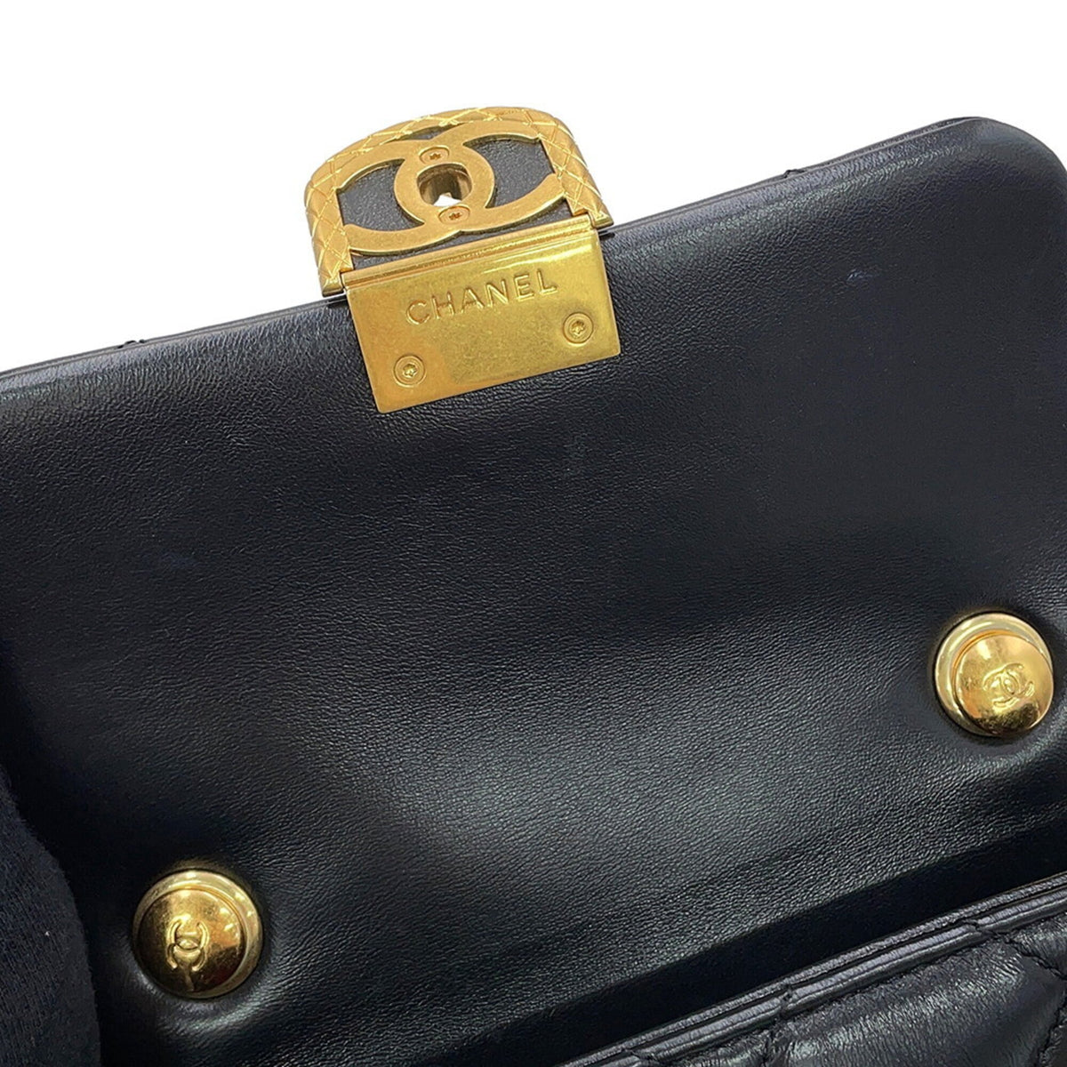 Chanel Black Handbag Shoulder Bag (Pre-Owned)