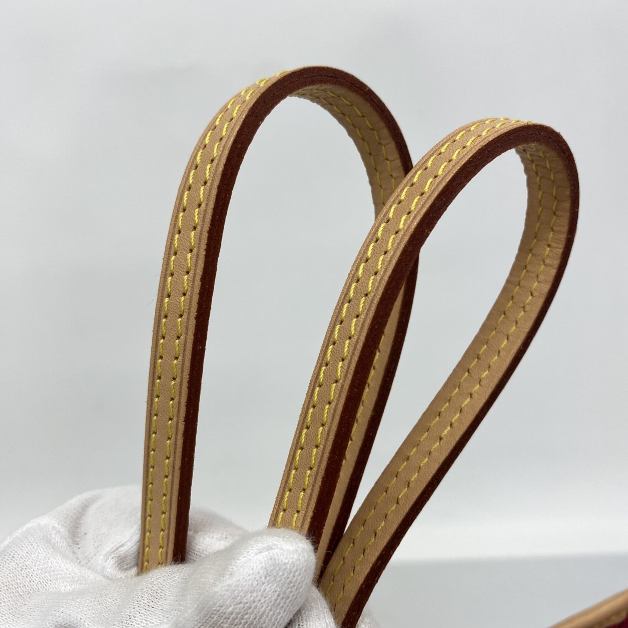 Louis Vuitton Brown Tote Bag (Pre-Owned)