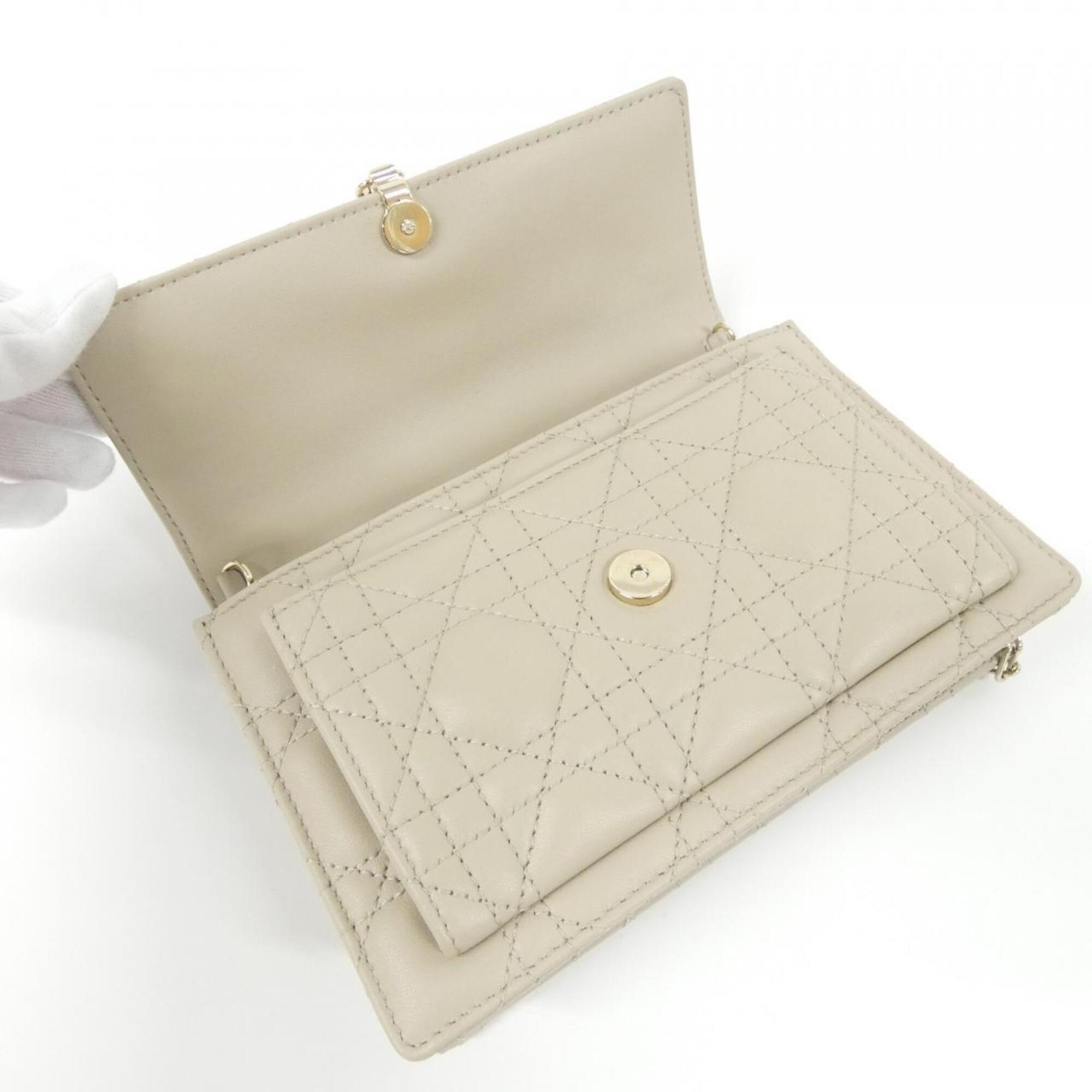 Christian Dior Beige Leather Chain/Shoulder Wallet (Pre-Owned)