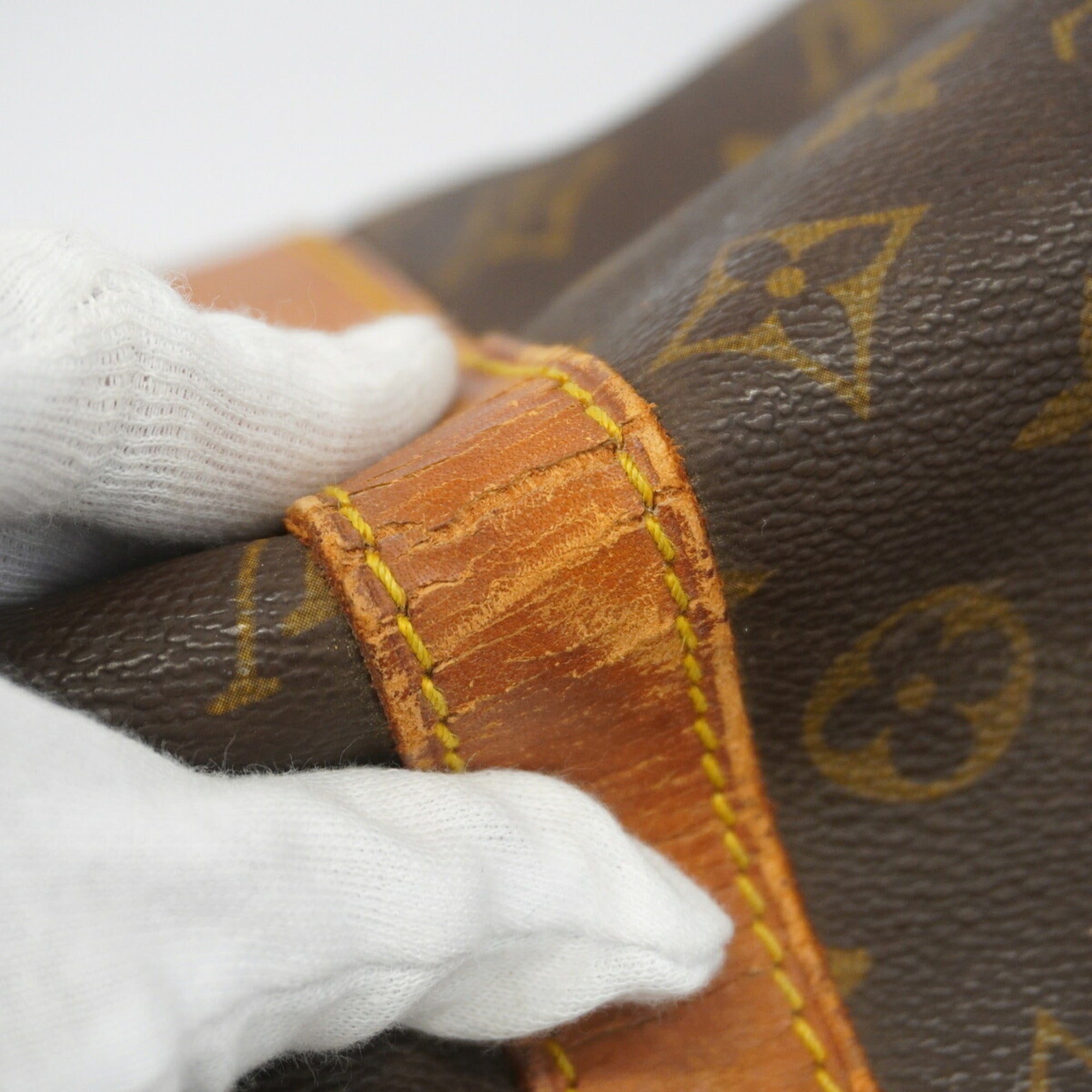 Louis Vuitton Brown Boston Bag (Pre-Owned)