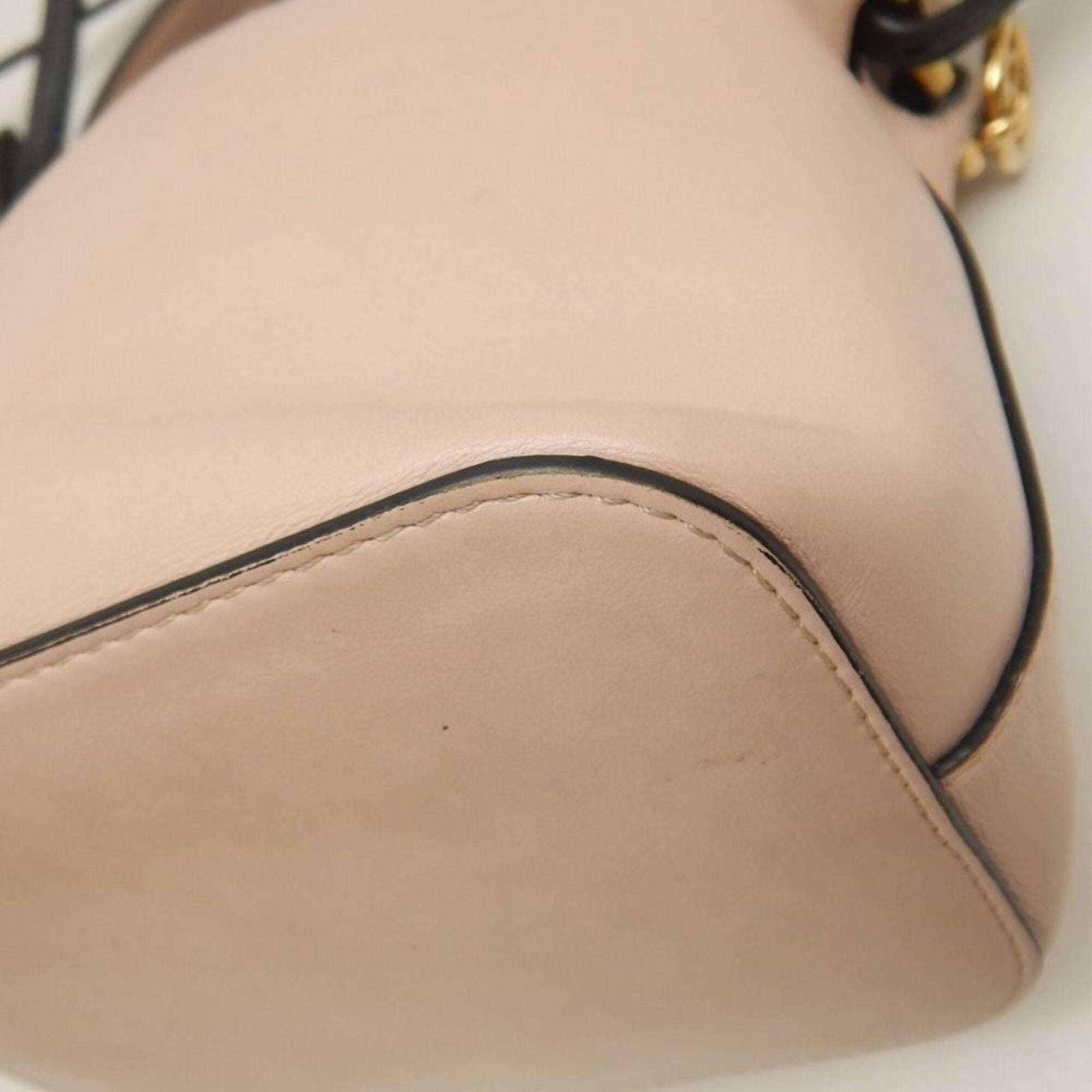 Fendi Black Pink Leather Shoulder Bag (Pre-Owned)