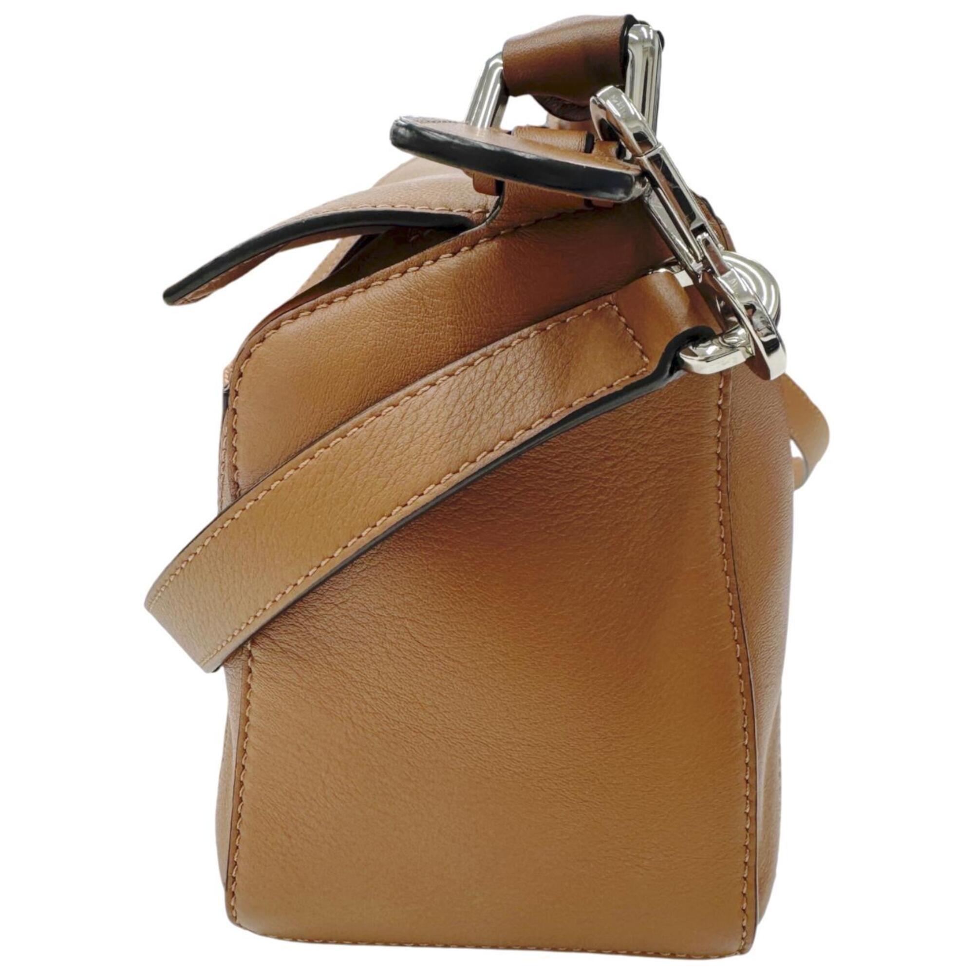 Loewe Brown Leather Shoulder Bag (Pre-Owned)