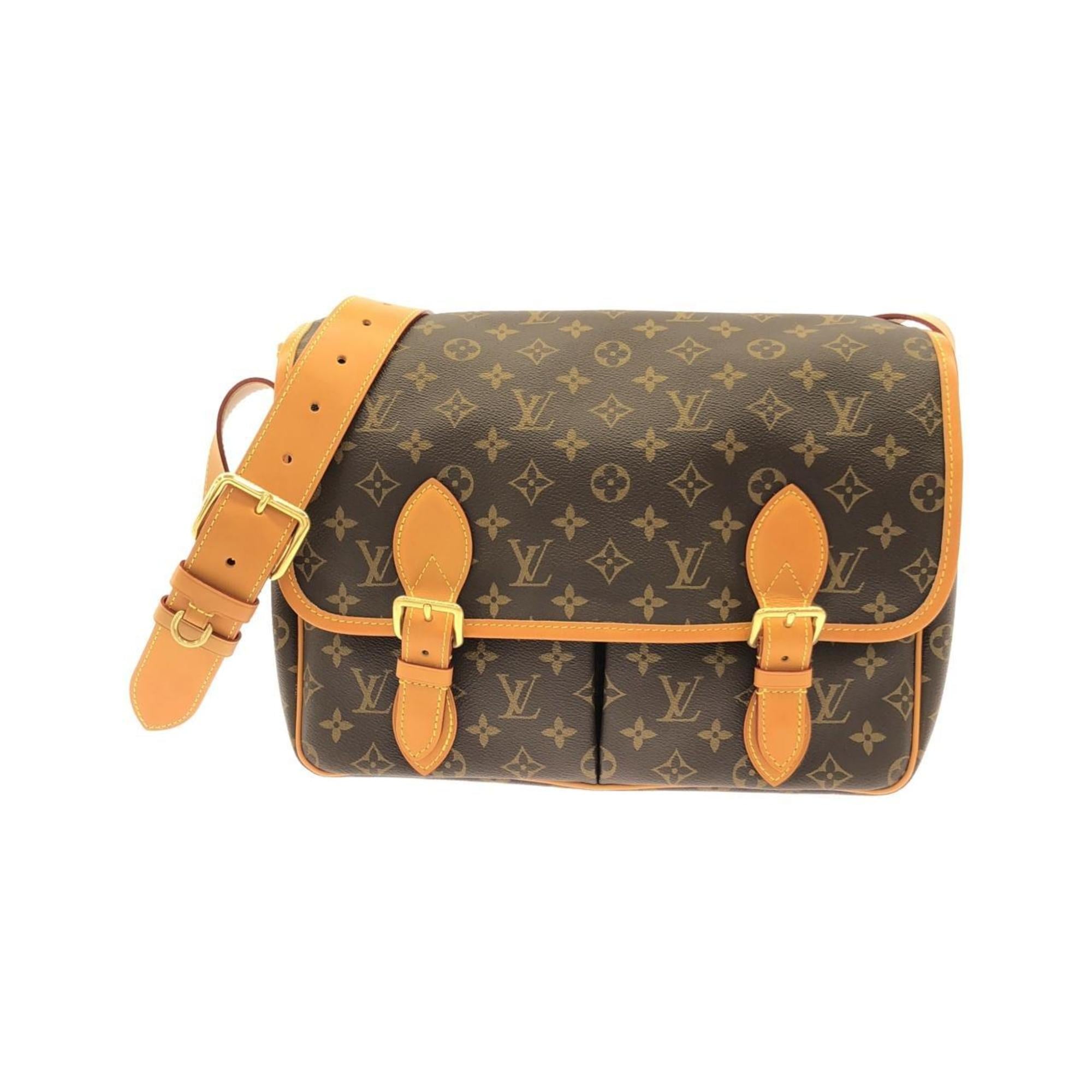 Louis Vuitton Brown Coated Canvas Shoulder Bag (Pre-Owned)