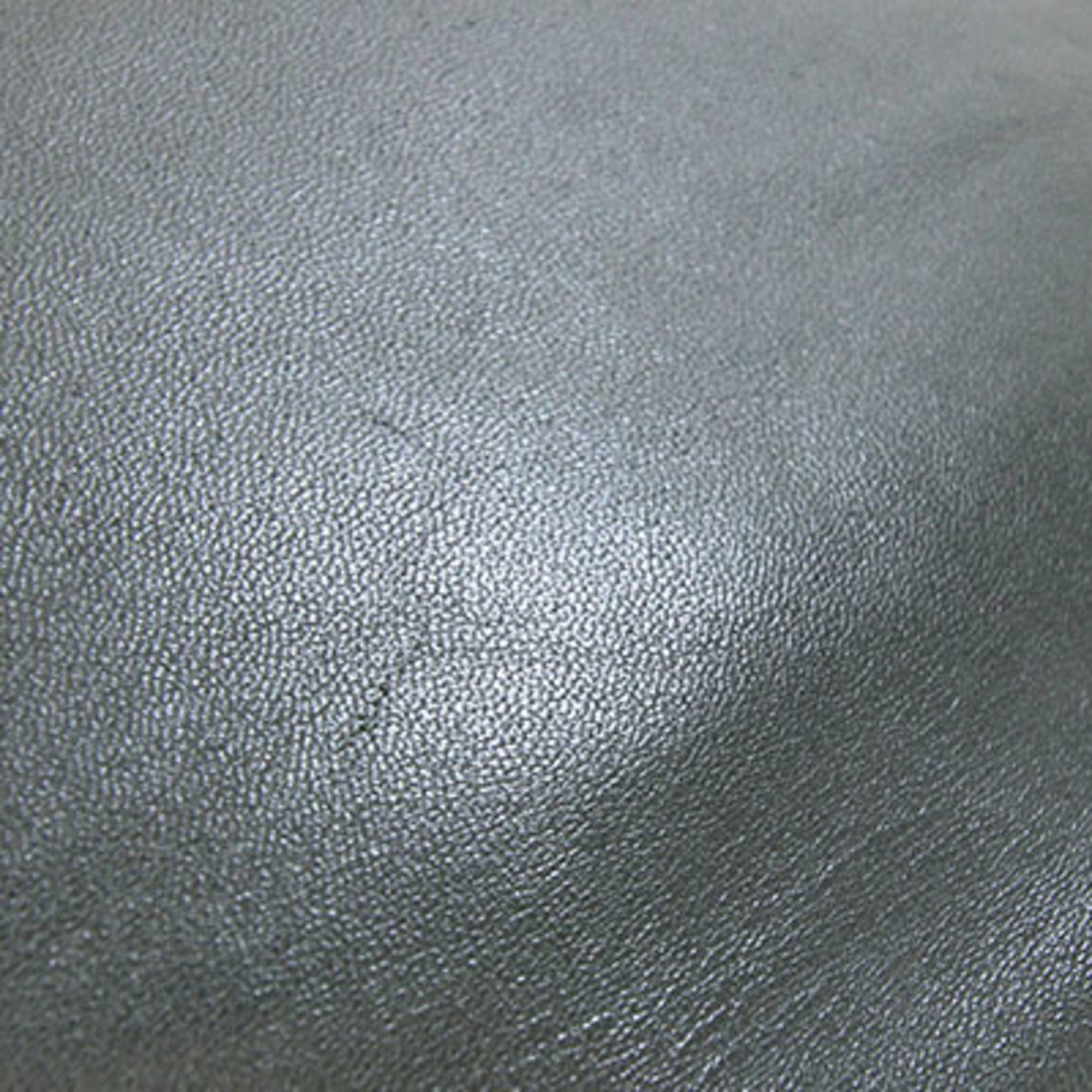 Loewe Green Leather Shoulder Bag (Pre-Owned)