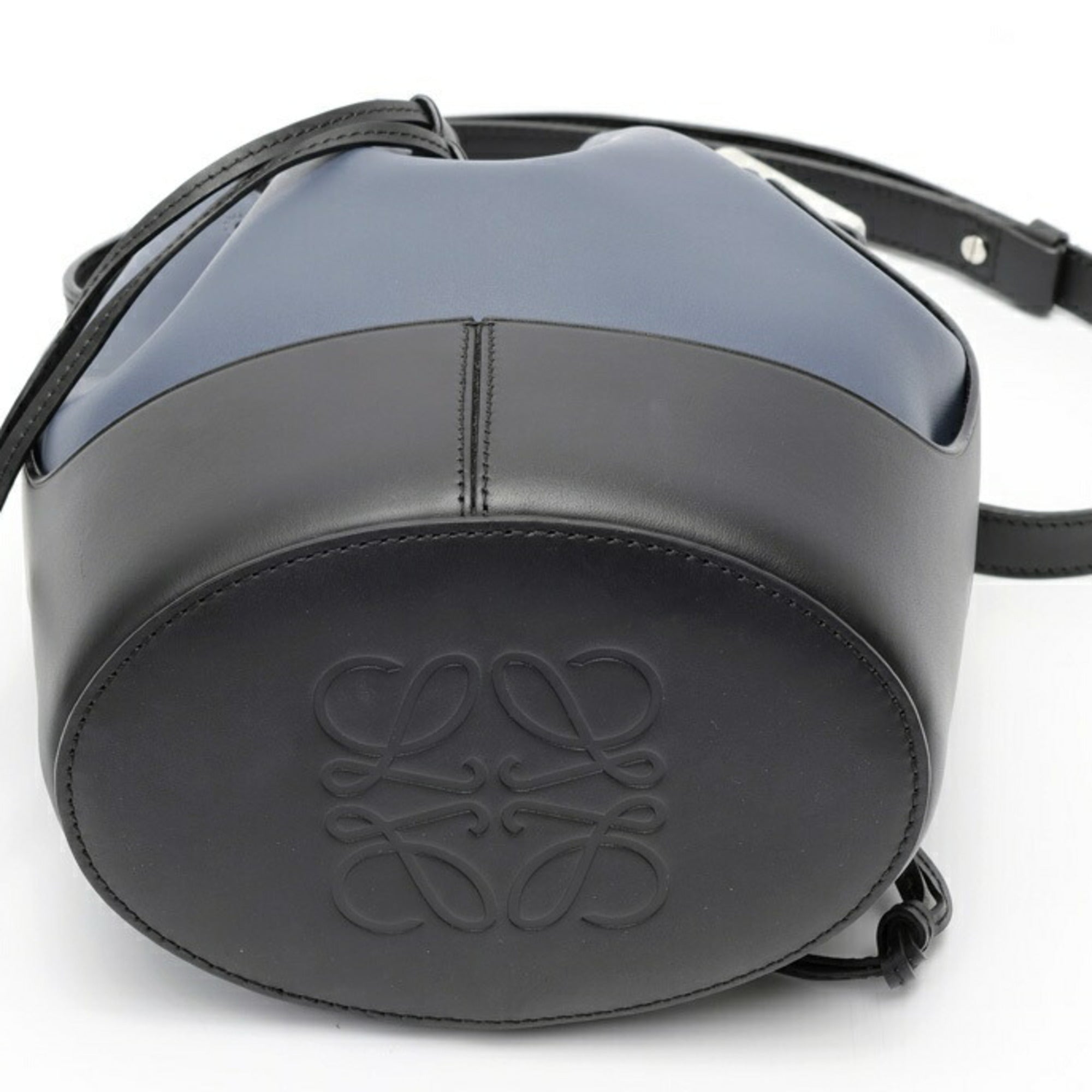 Loewe Black Blue Leather Shoulder Bag (Pre-Owned)