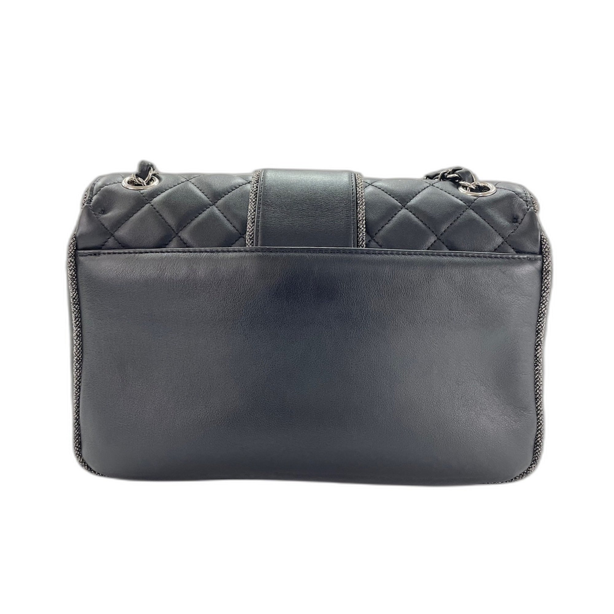 Chanel Black Shoulder Bag (Pre-Owned)