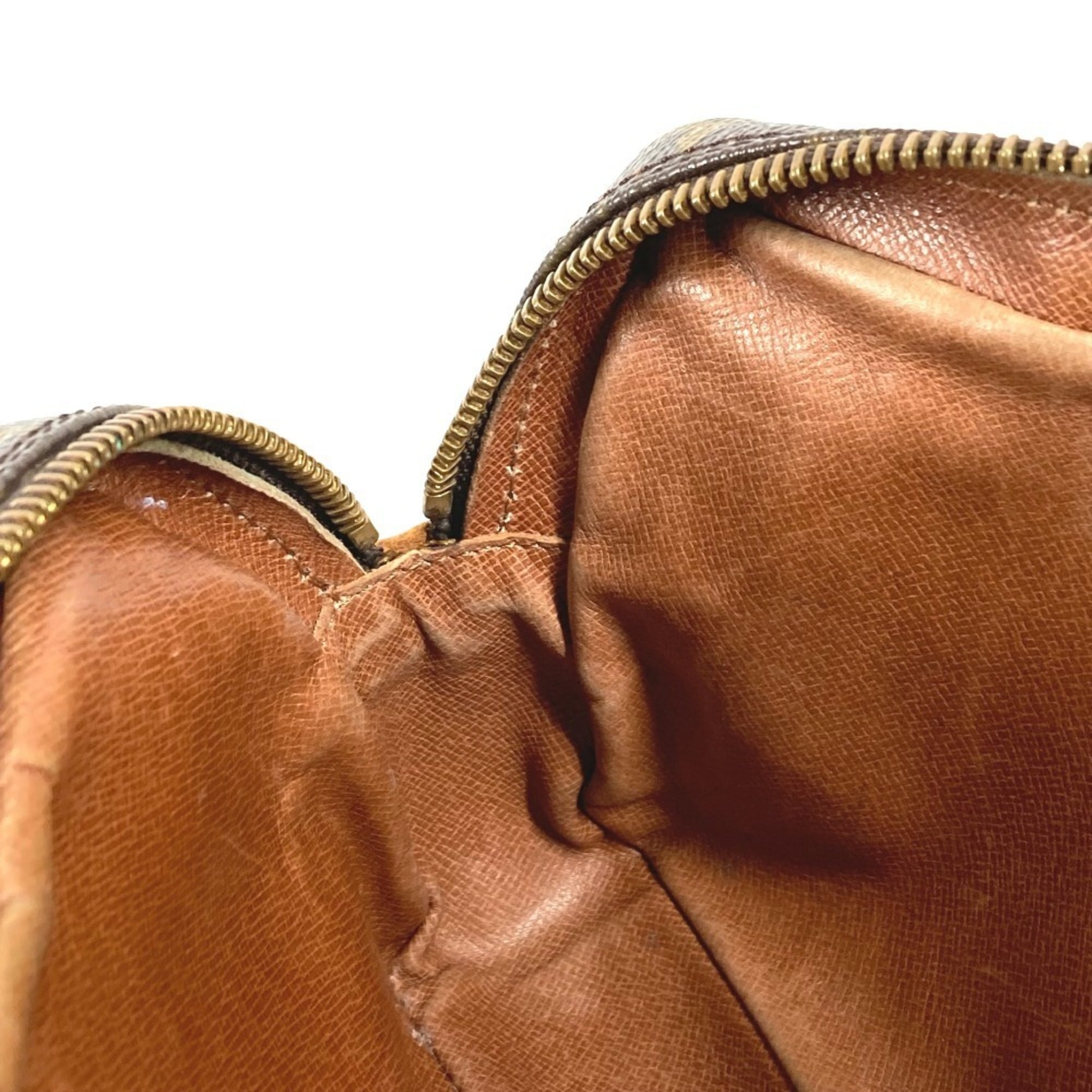 Louis Vuitton Brown Monogram Monogram Pochette Shoulder Bag (Pre-Owned)