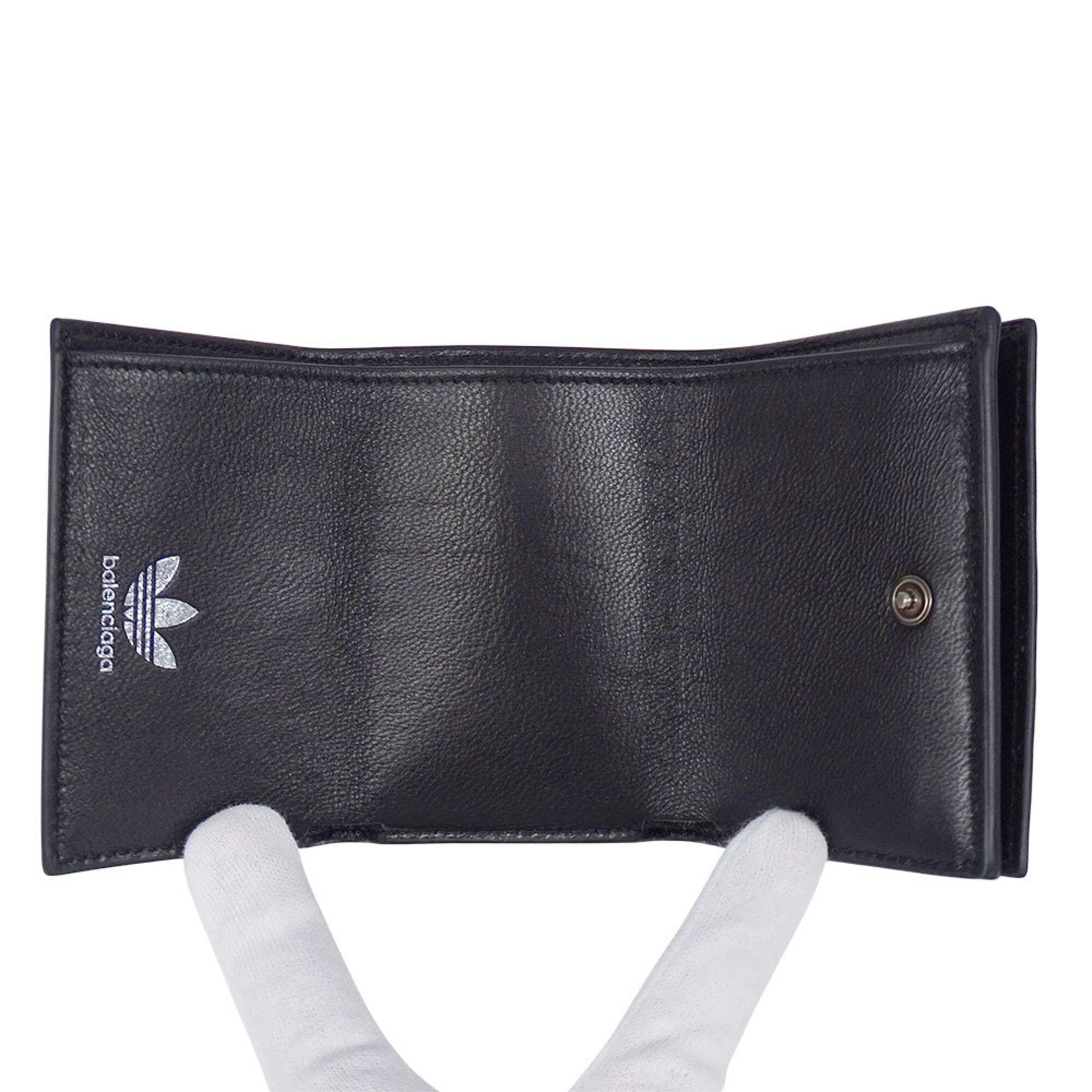 Balenciaga Black Leather Wallet (Tri-Fold) (Pre-Owned)