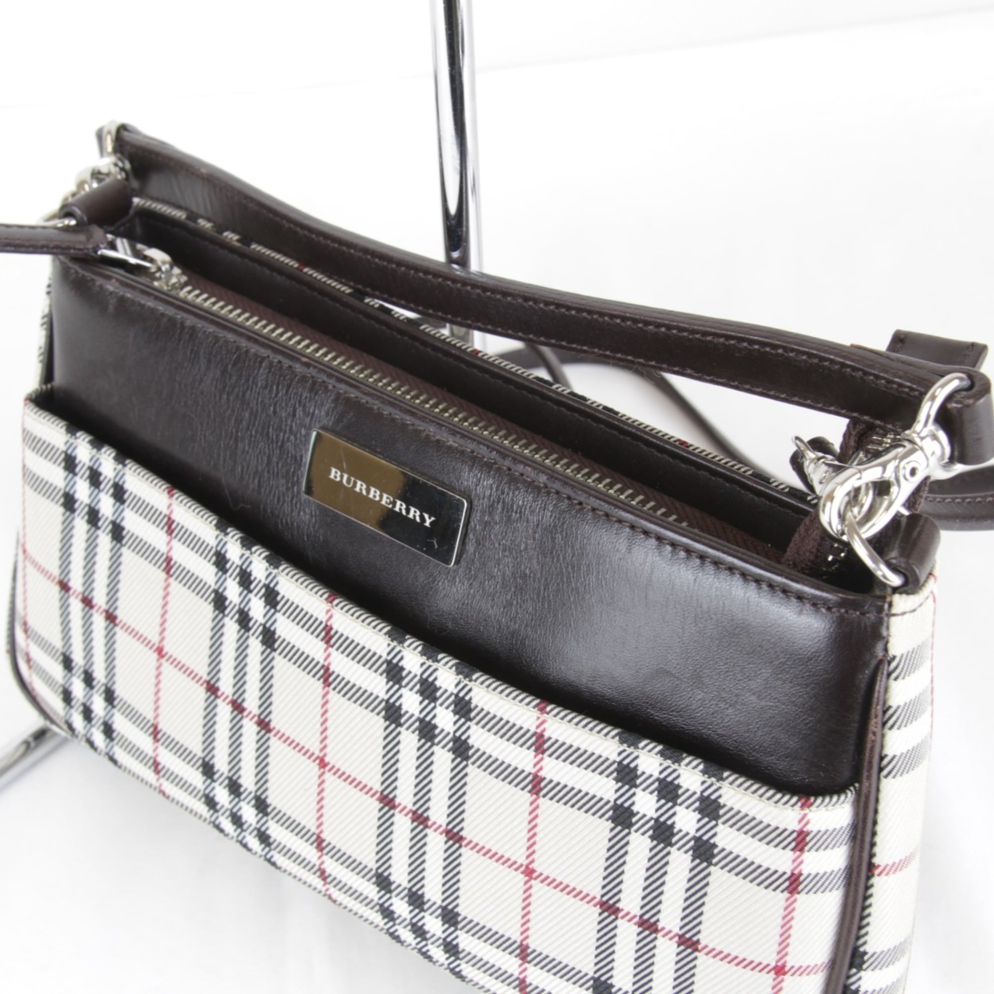 Burberry Beige Canvas Shoulder Bag (Pre-Owned)