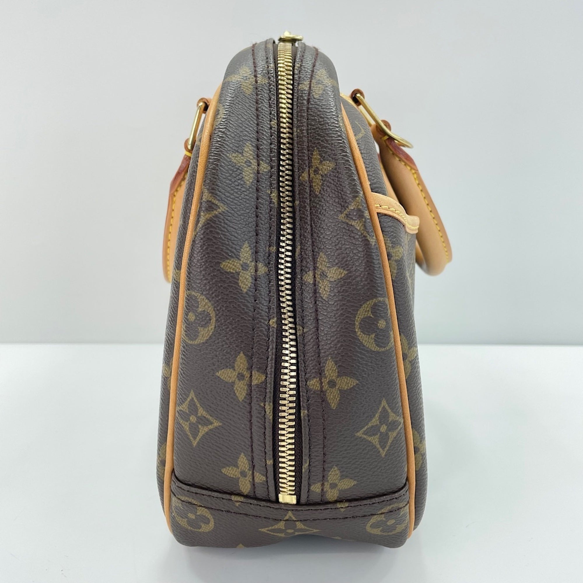 Louis Vuitton Monogram Brown Monogram Handbag (Pre-Owned)