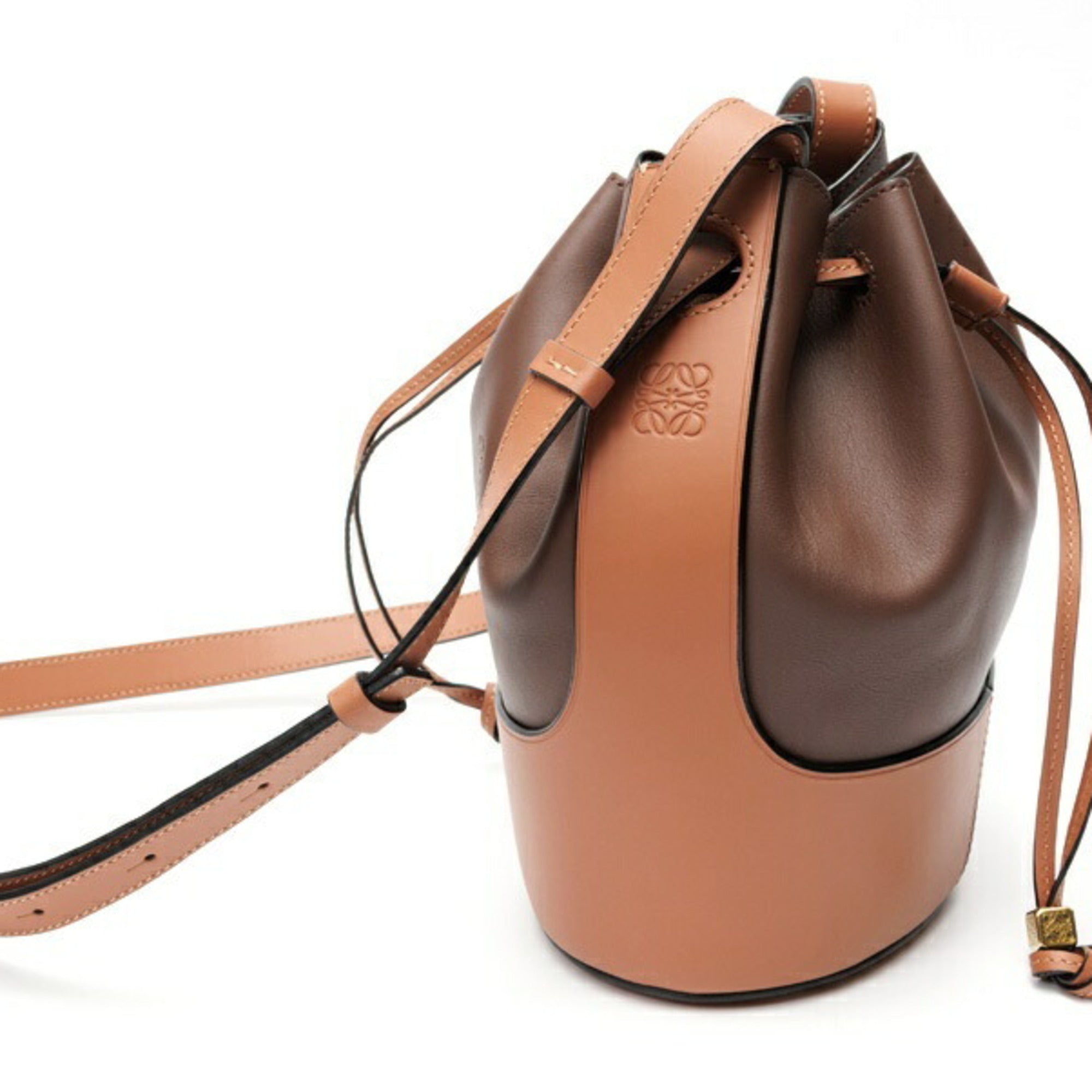 Loewe Brown Leather Shoulder Bag (Pre-Owned)