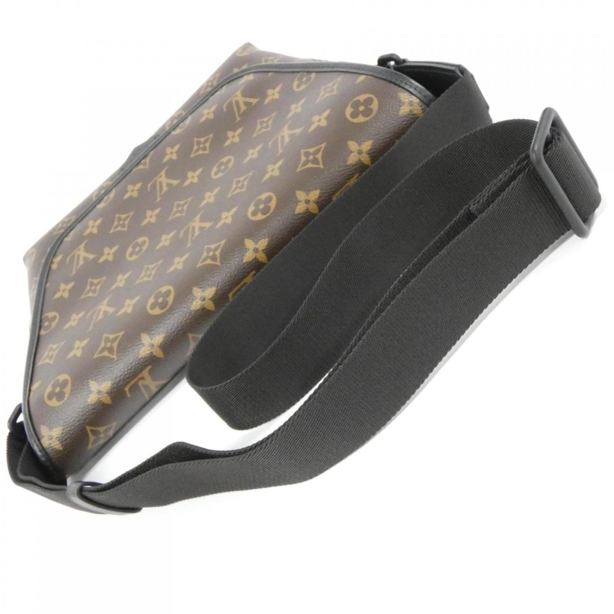 Louis Vuitton Marron Coated Canvas Shoulder Bag (Pre-Owned)
