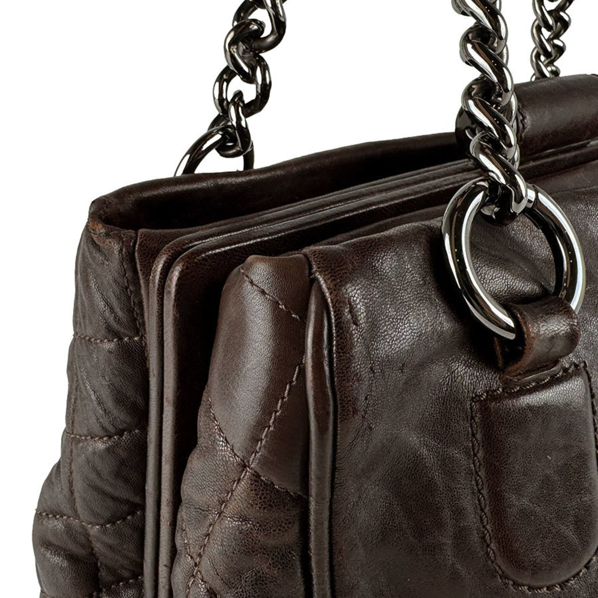 Chanel Brown Leather Handbag (Pre-Owned)