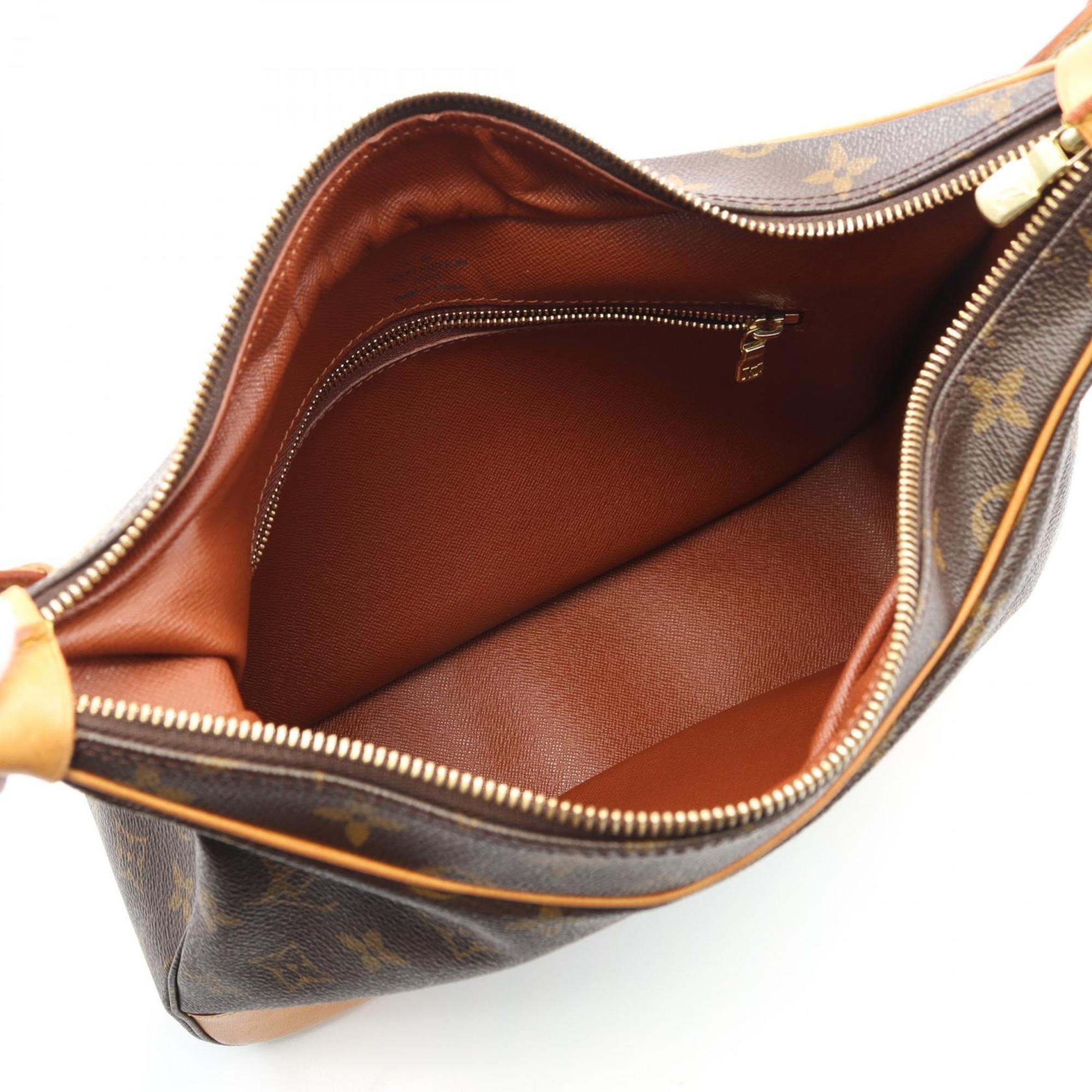 Louis Vuitton Brown Coated Canvas Leather Shoulder Bag (Pre-Owned)