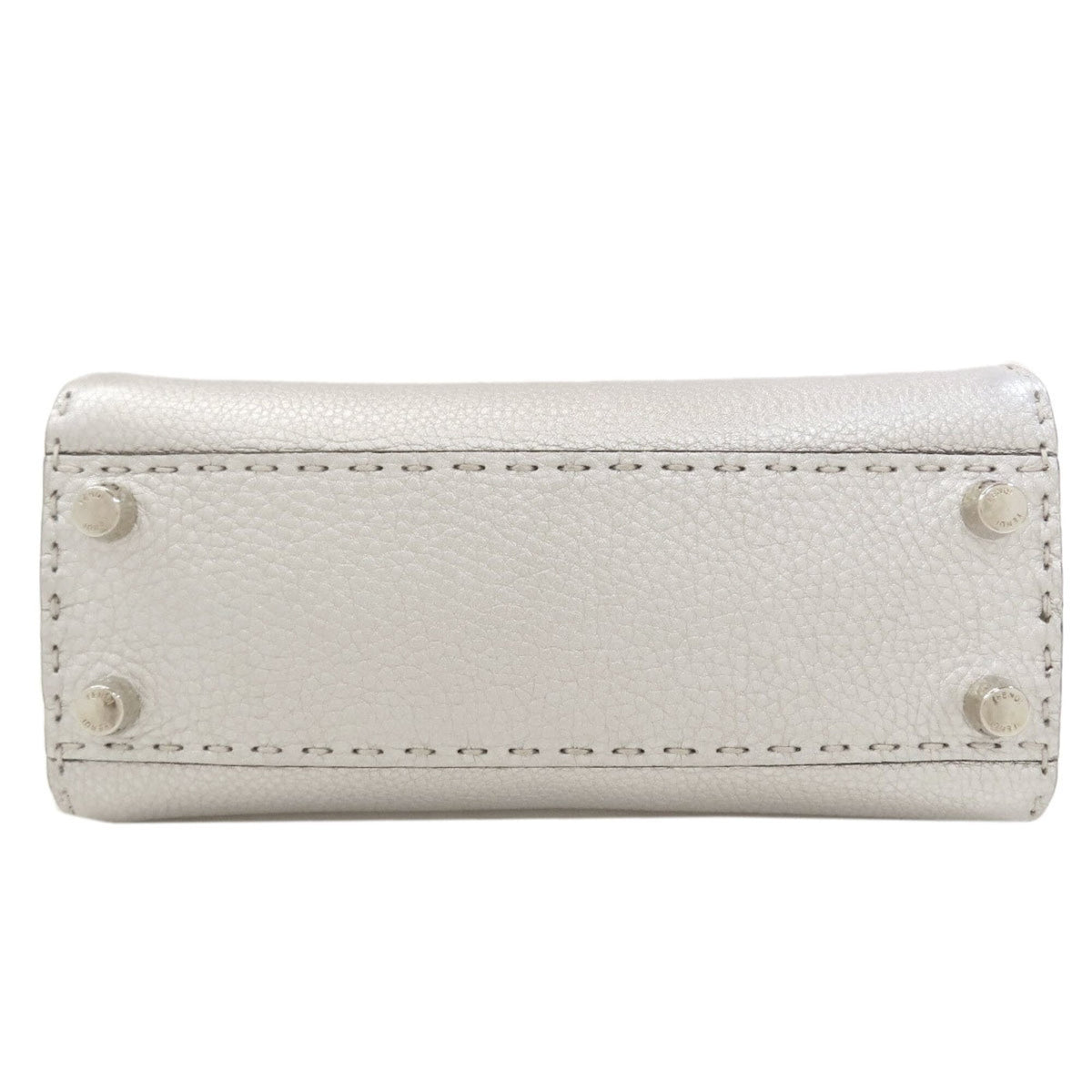 Fendi Peekaboo Silver Leather Handbag (Pre-Owned)