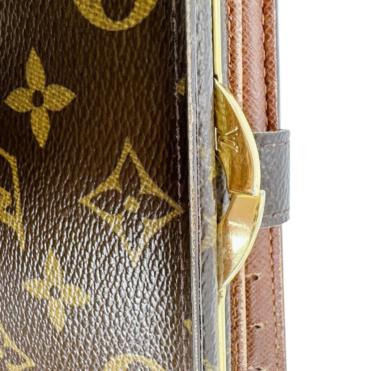 Louis Vuitton Brown Monogram Monogram Wallet (Bi-Fold) (Pre-Owned)