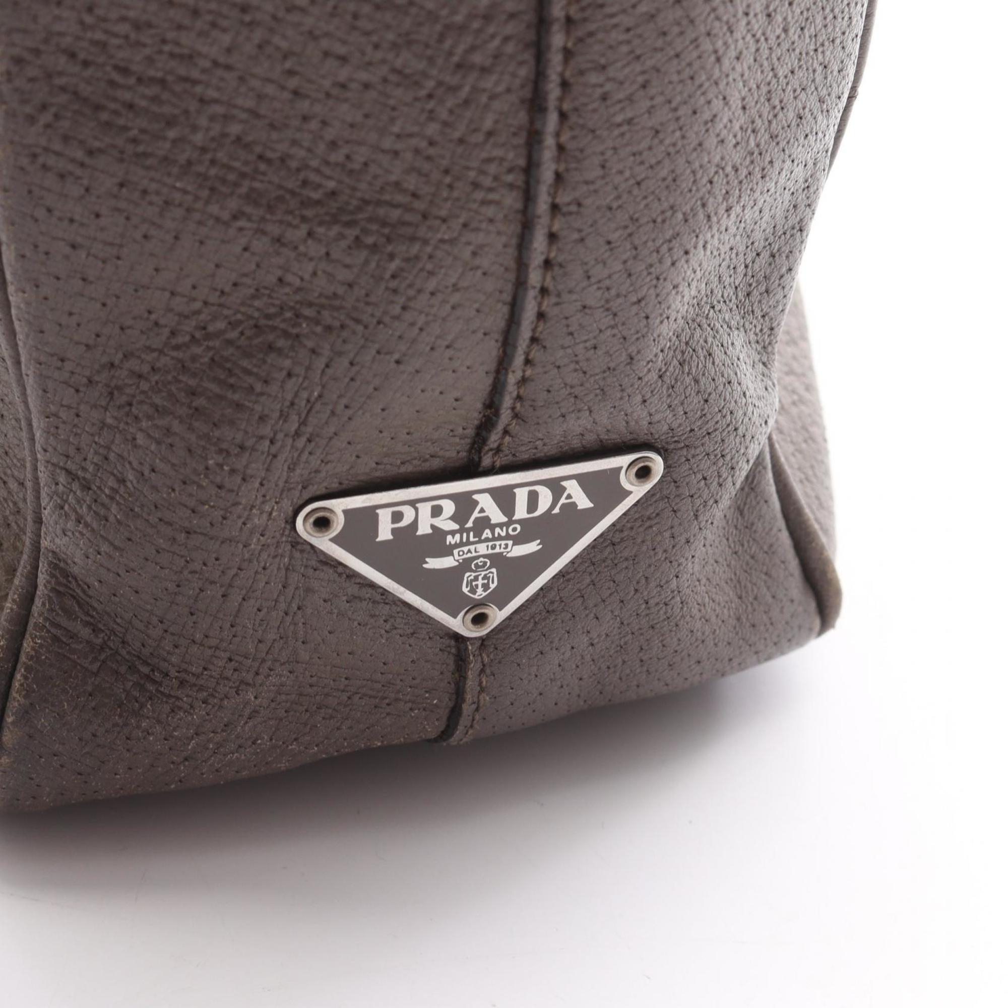 Prada Brown Leather Shoulder Bag (Pre-Owned)