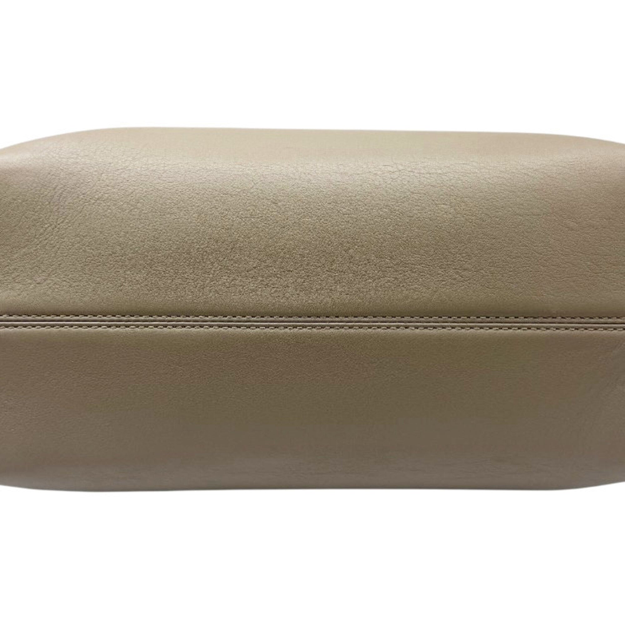 Fendi Grayish Leather Shoulder Bag (Pre-Owned)