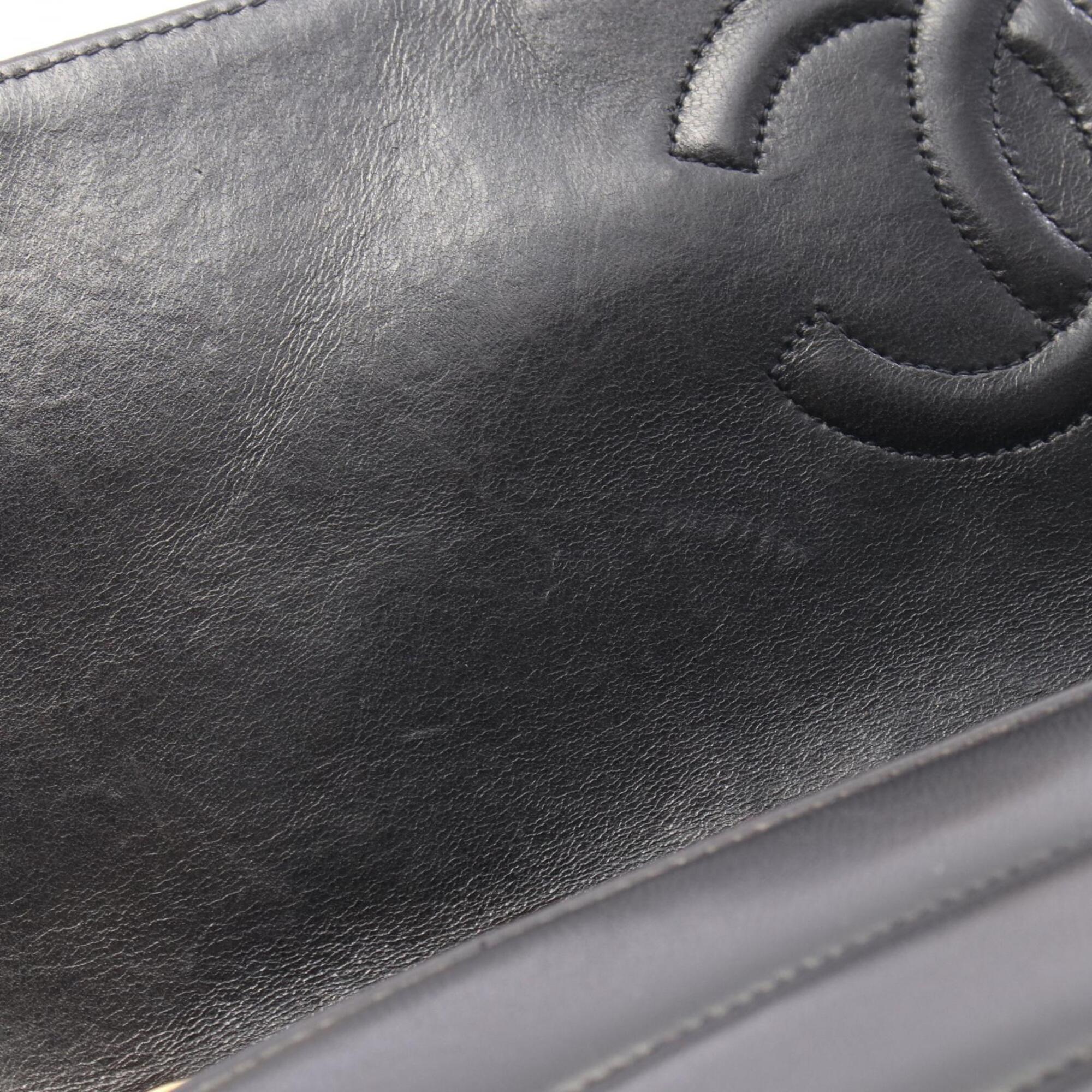 Chanel Black Leather Handbag Shoulder Bag (Pre-Owned)