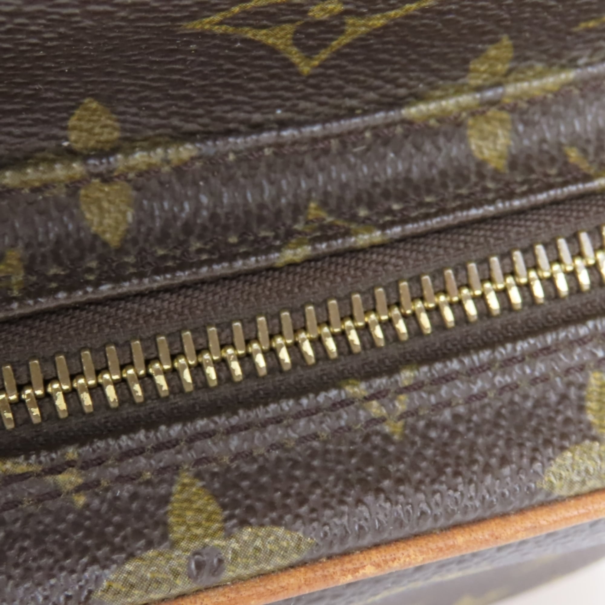 Louis Vuitton Brown Galle Monogram Shoulder Bag (Pre-Owned)