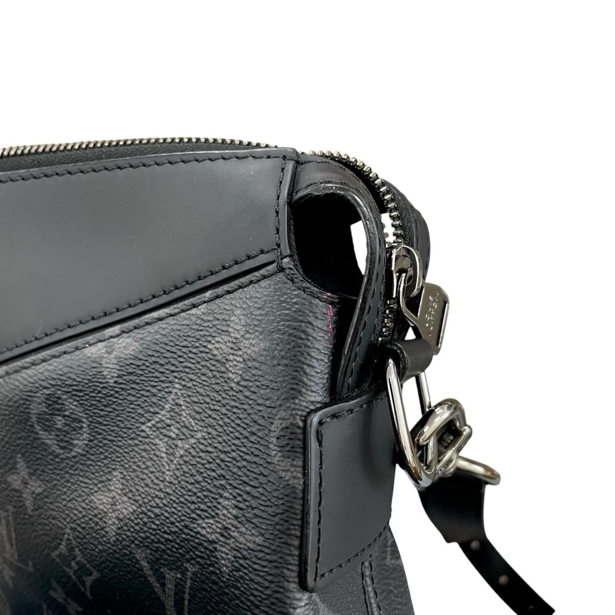 Louis Vuitton Monogram Eclipse Black Monogram Eclipse Handbag Shoulder Bag (Pre-Owned)