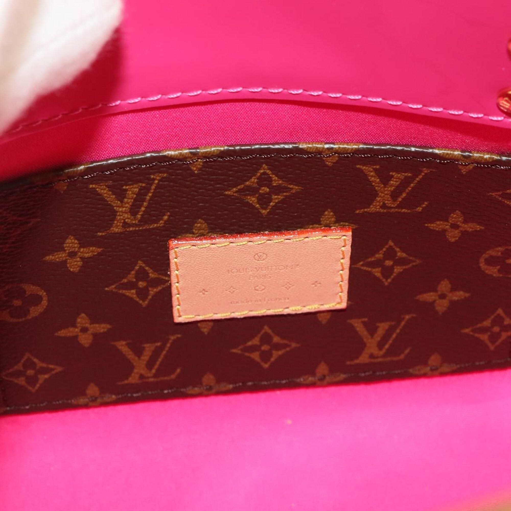 Louis Vuitton Pink Monogram Vernis Leather Handbag (Pre-Owned)