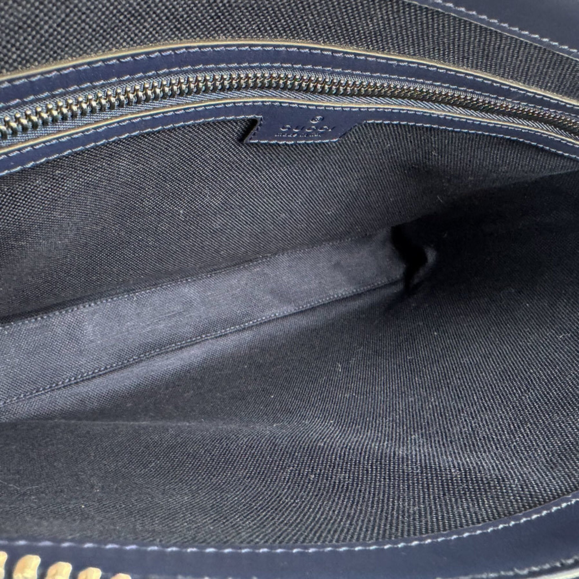 Gucci Blue Gg Supreme Clutch Bag Shoulder Bag (Pre-Owned)