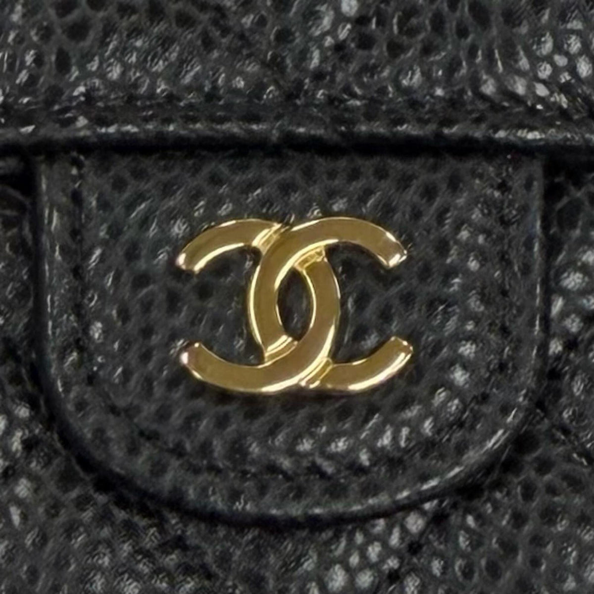Chanel Black Grained Calfskin Wallet (Tri-Fold) (Pre-Owned)