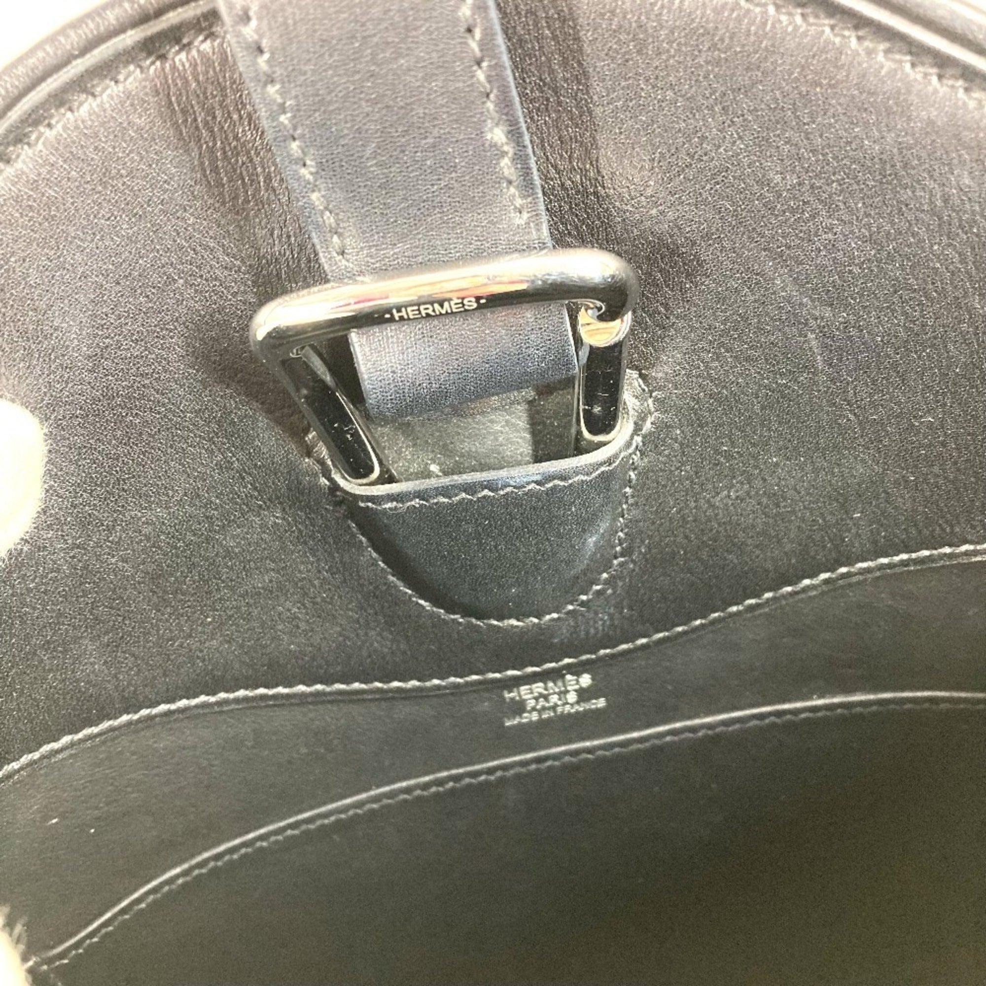 Hermes Black Evergrain Leather Shoulder Bag (Pre-Owned)