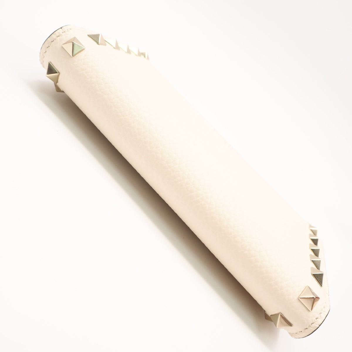 Valentino Ivory Leather Long Wallet (Bi-Fold) (Pre-Owned)